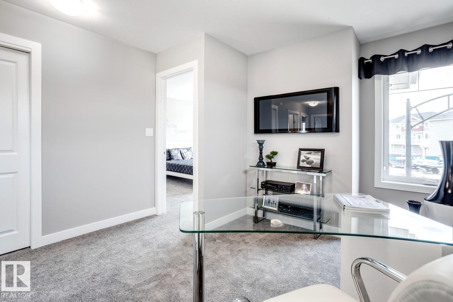 Photo 13 at 46 - 13139 205 Street NW, Trumpeter Area, Edmonton