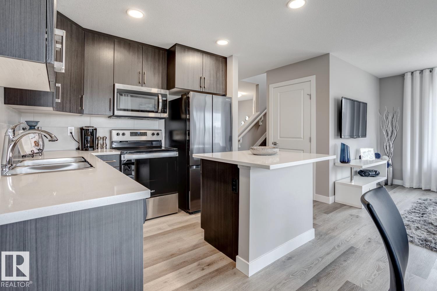 Photo 10 at 46 - 13139 205 Street NW, Trumpeter Area, Edmonton