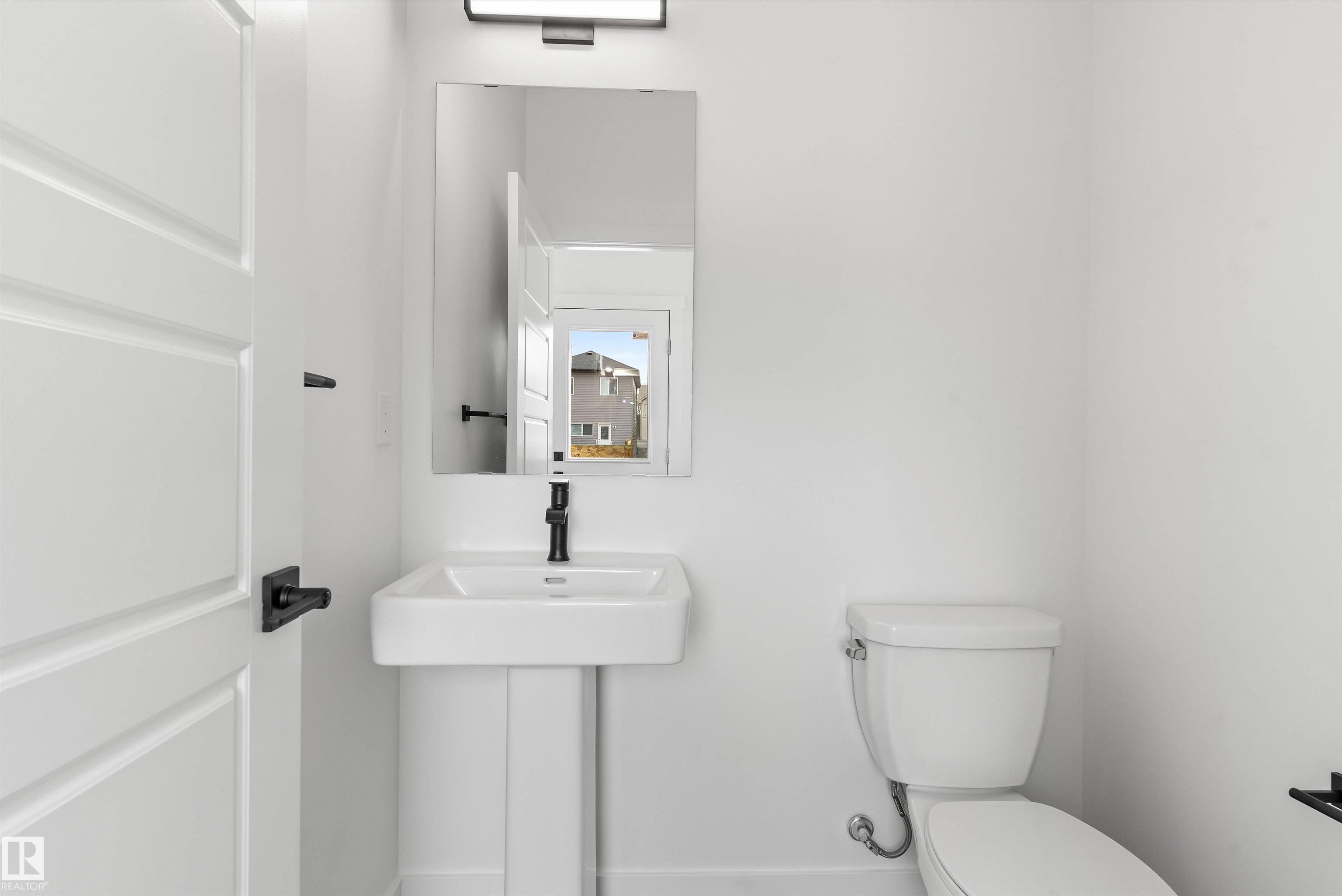 https://zimg.paragon.ice.com/ParagonImages/Property/PM/RAE/225390057/16/0/0/068f623724acdee139374bac9e3ada98/1/9f72fda96ac26b481f14c84b0c97f75b/225390057-bc0063a0-f33c-4f14-9189-7327c4a88870.JPG