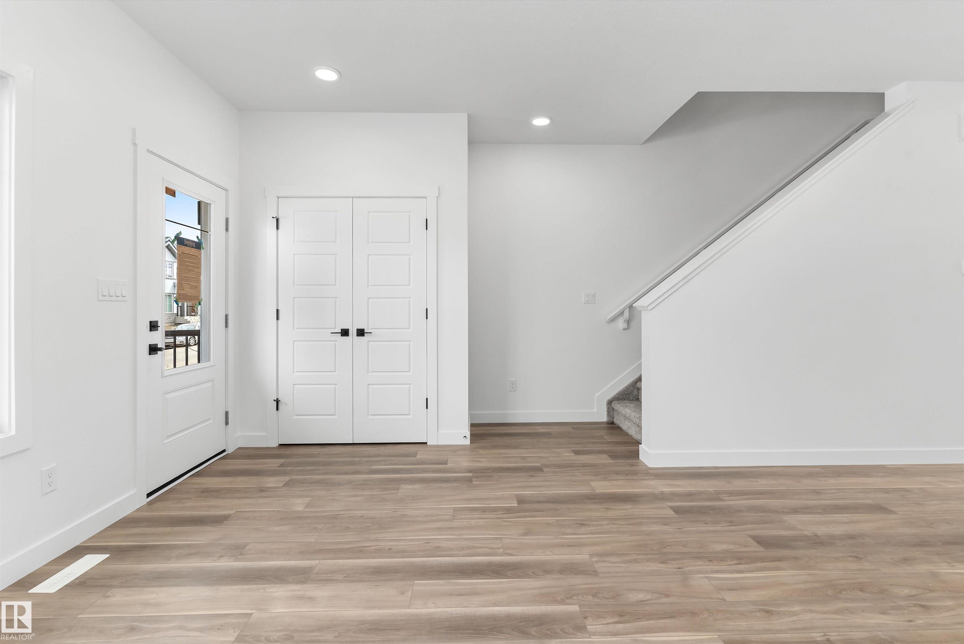 Picture for 6261 175A AV NW
