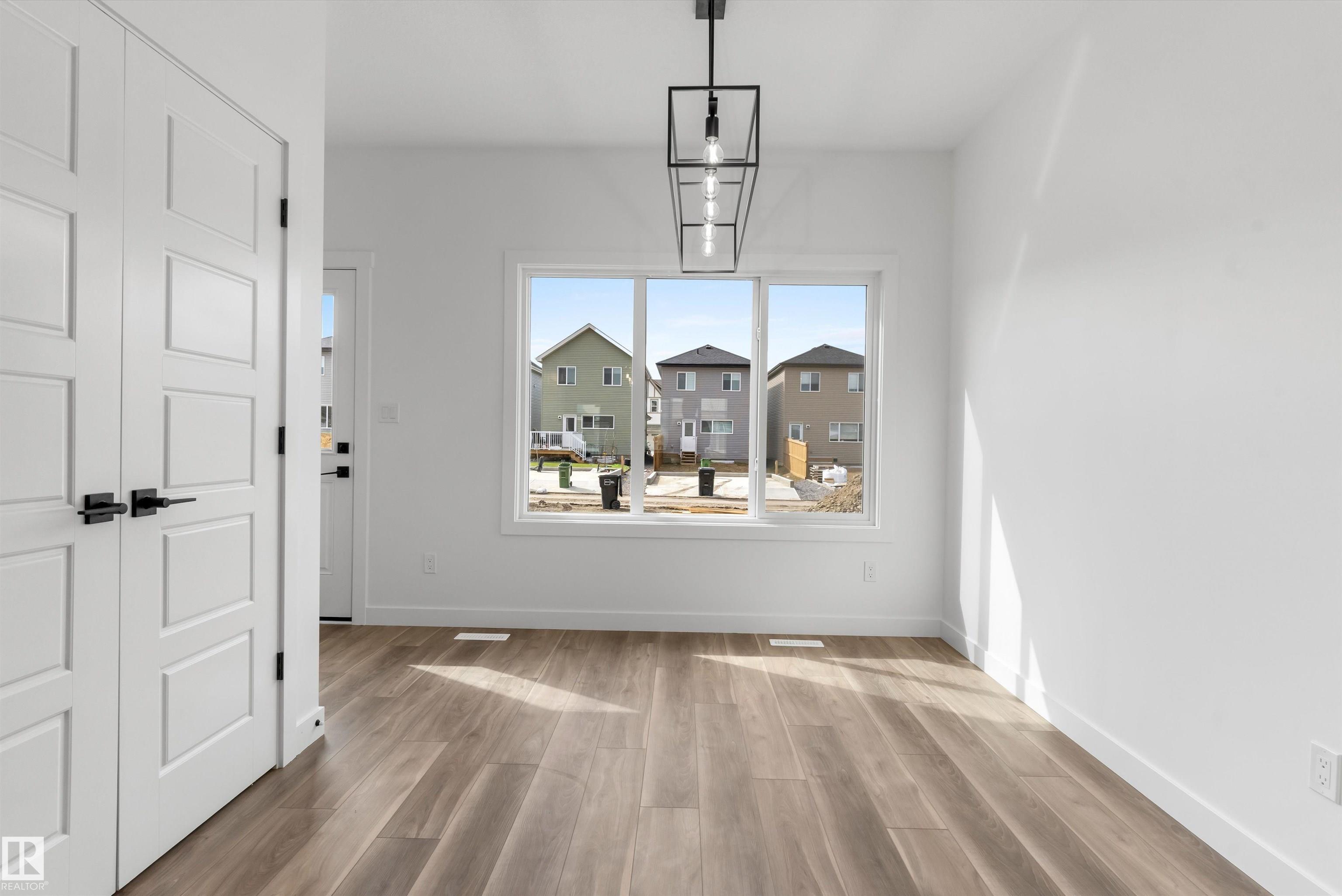 https://zimg.paragon.ice.com/ParagonImages/Property/PM/RAE/225390057/6/0/0/a2df0a4f197fea1f8c2a520bc80f73f6/1/9f72fda96ac26b481f14c84b0c97f75b/225390057-c60dbf91-a893-4cce-88d9-68ab95ad66e2.JPG