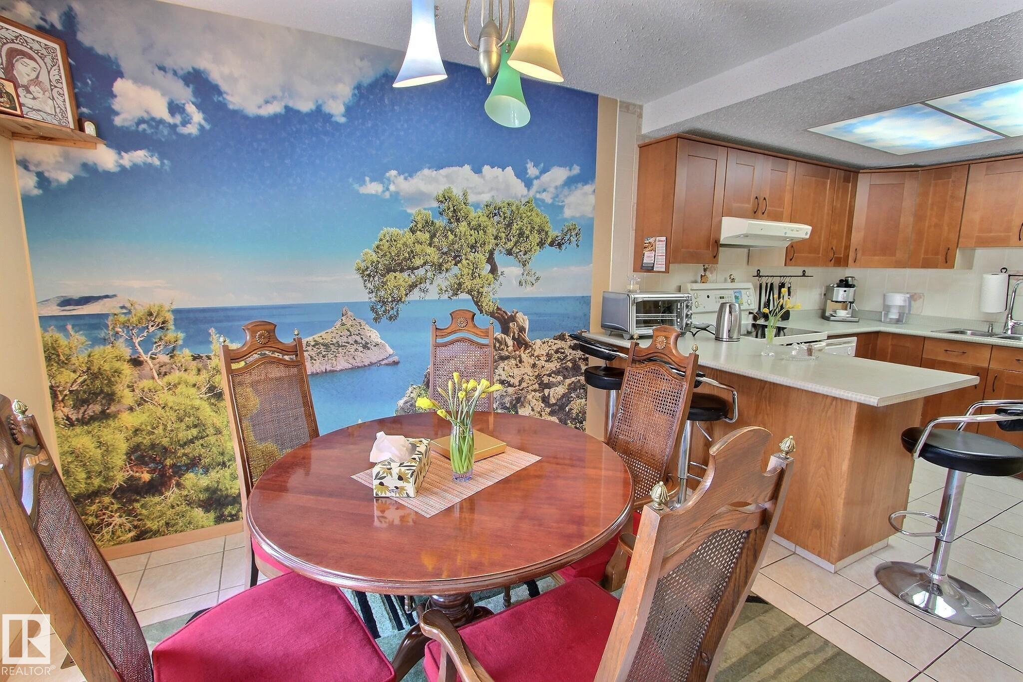 Photo 5 at 230 Chateau Place NW, Belmead, Edmonton