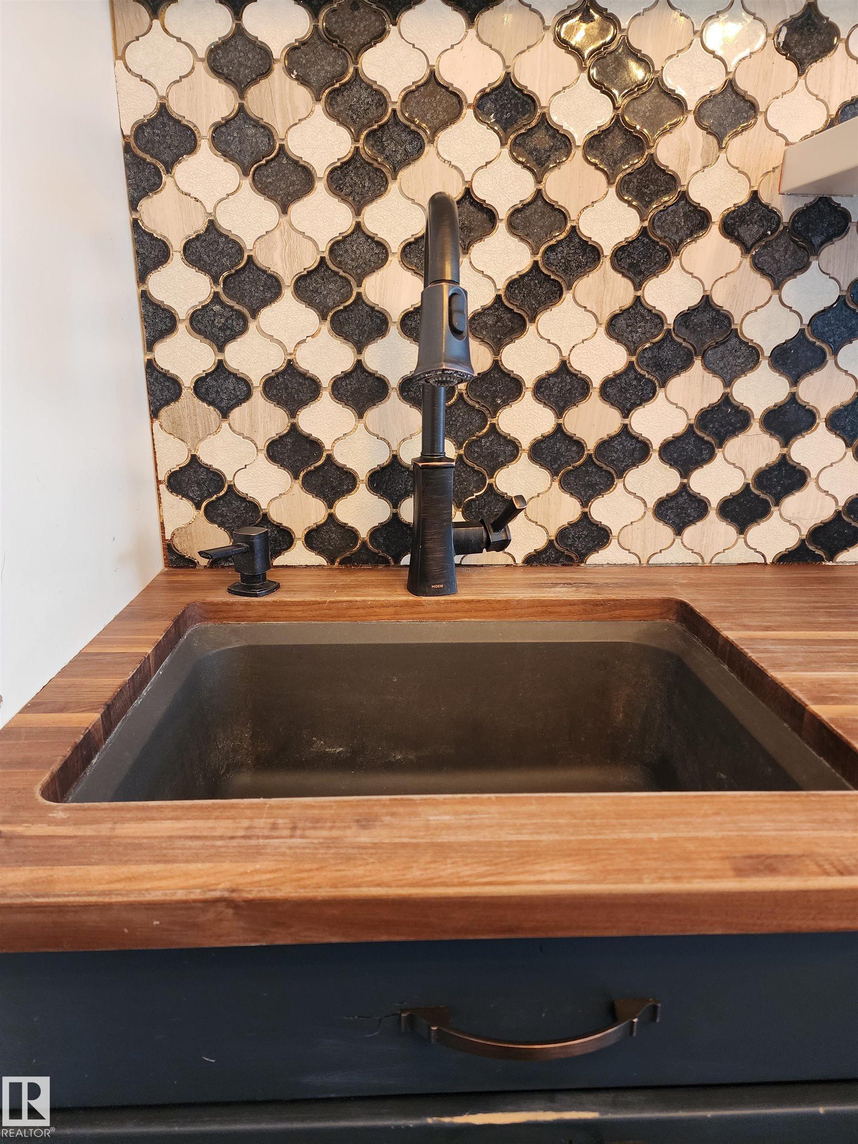 10305 98 Avenue, Old Fort Saskatchewan, Fort Saskatchewan