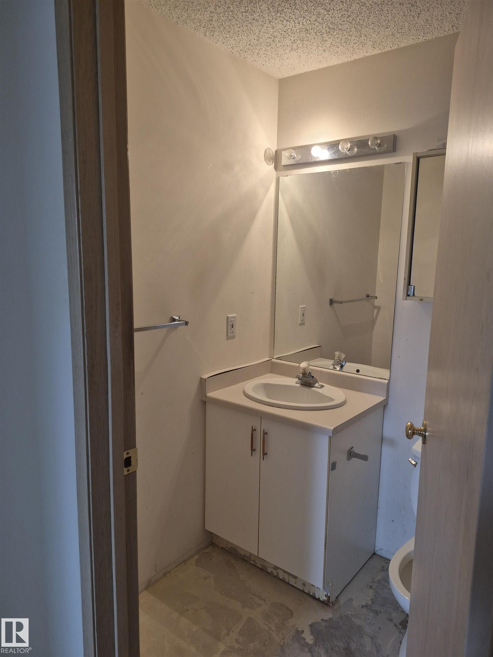 Photo 4 at 410 - 17467 98a Avenue NW, Terra Losa, Edmonton