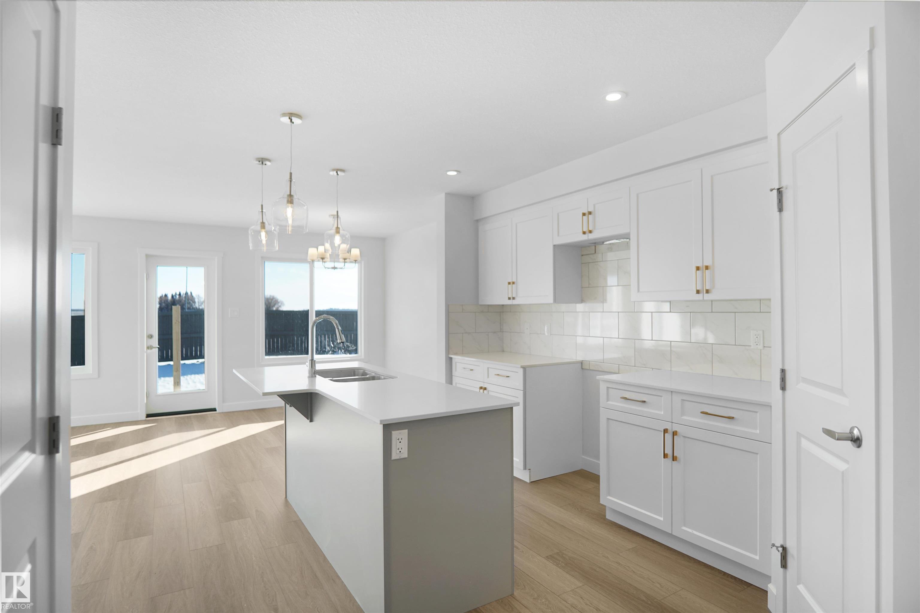 Picture for 8895 CARSON WY SW