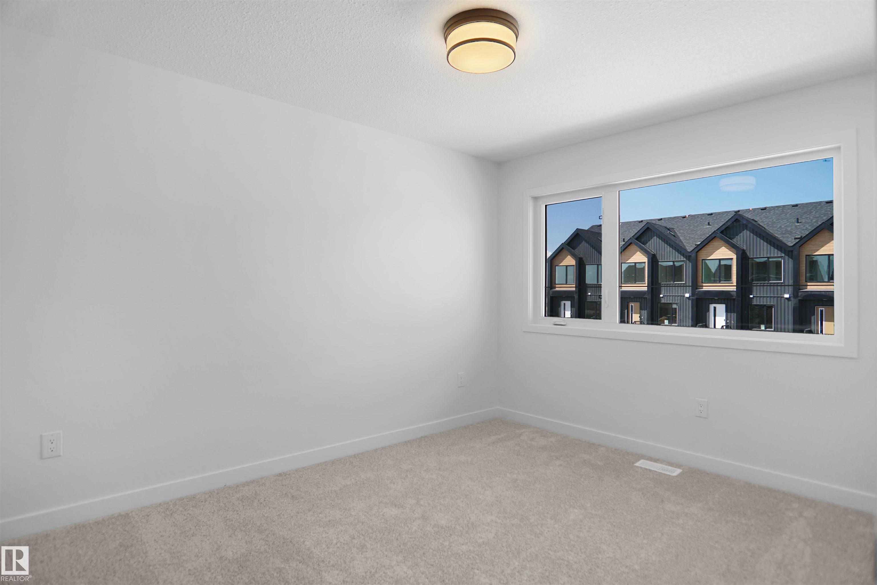 https://zimg.paragon.ice.com/ParagonImages/Property/PM/RAE/225390081/15/0/0/1cf5478f8b017d4613d251e4e28421b4/1/a985c17a8b637eb78e4db0516e017526/225390081-dc22e811-7ace-48dd-9d2a-2a074c831008.JPG