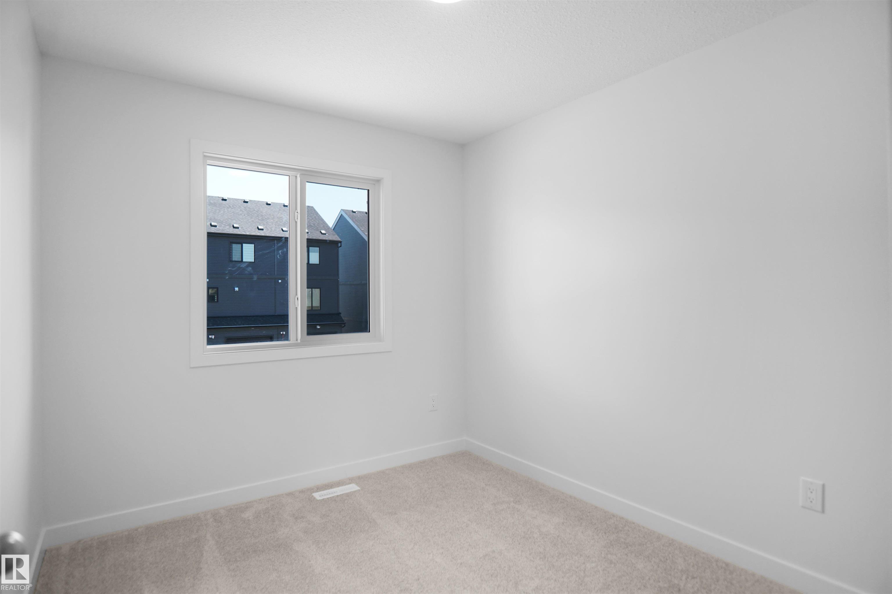 https://zimg.paragon.ice.com/ParagonImages/Property/PM/RAE/225390081/19/0/0/3ca90805531d316c0e6039b47359a56f/1/a985c17a8b637eb78e4db0516e017526/225390081-31e651f4-a0b6-4b80-a6eb-f1cf249e8fb5.JPG