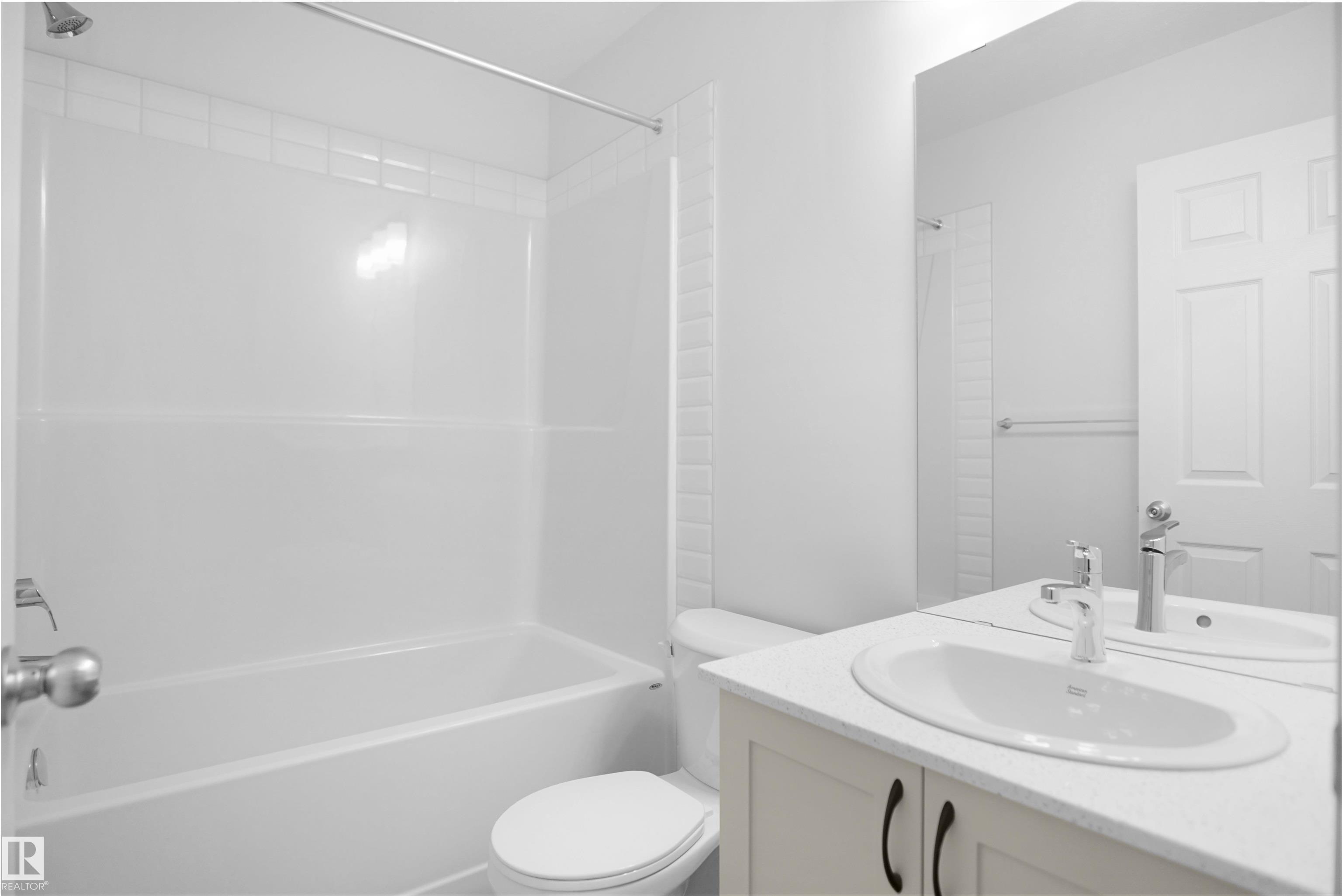 https://zimg.paragon.ice.com/ParagonImages/Property/PM/RAE/225390081/25/0/0/321ec9f705ed2a4a3c7ca507b7bb02bb/1/a985c17a8b637eb78e4db0516e017526/225390081-f157c4ef-2d23-4090-8a56-f9f5441957da.JPG