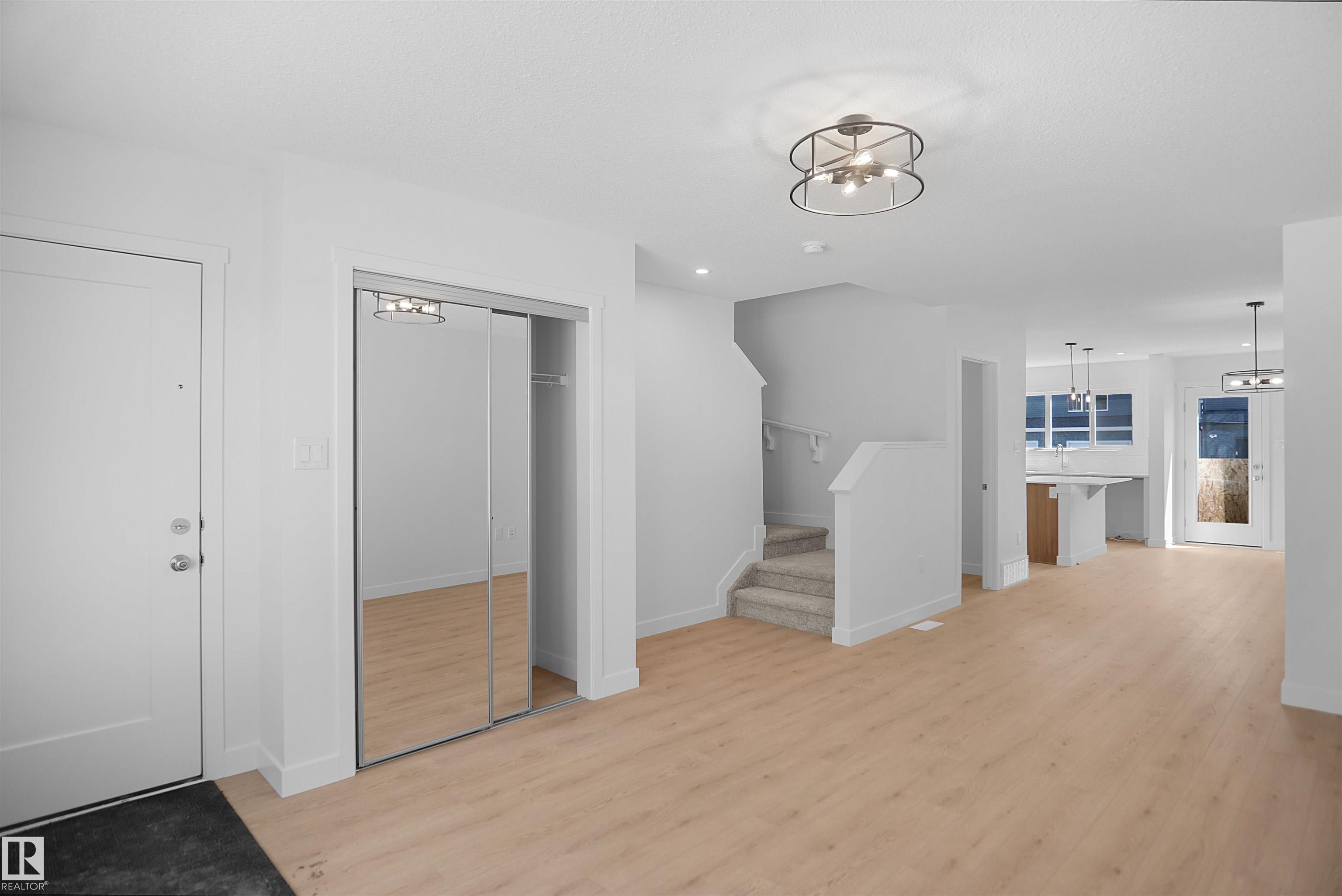 Picture for 19457 22 AV NW