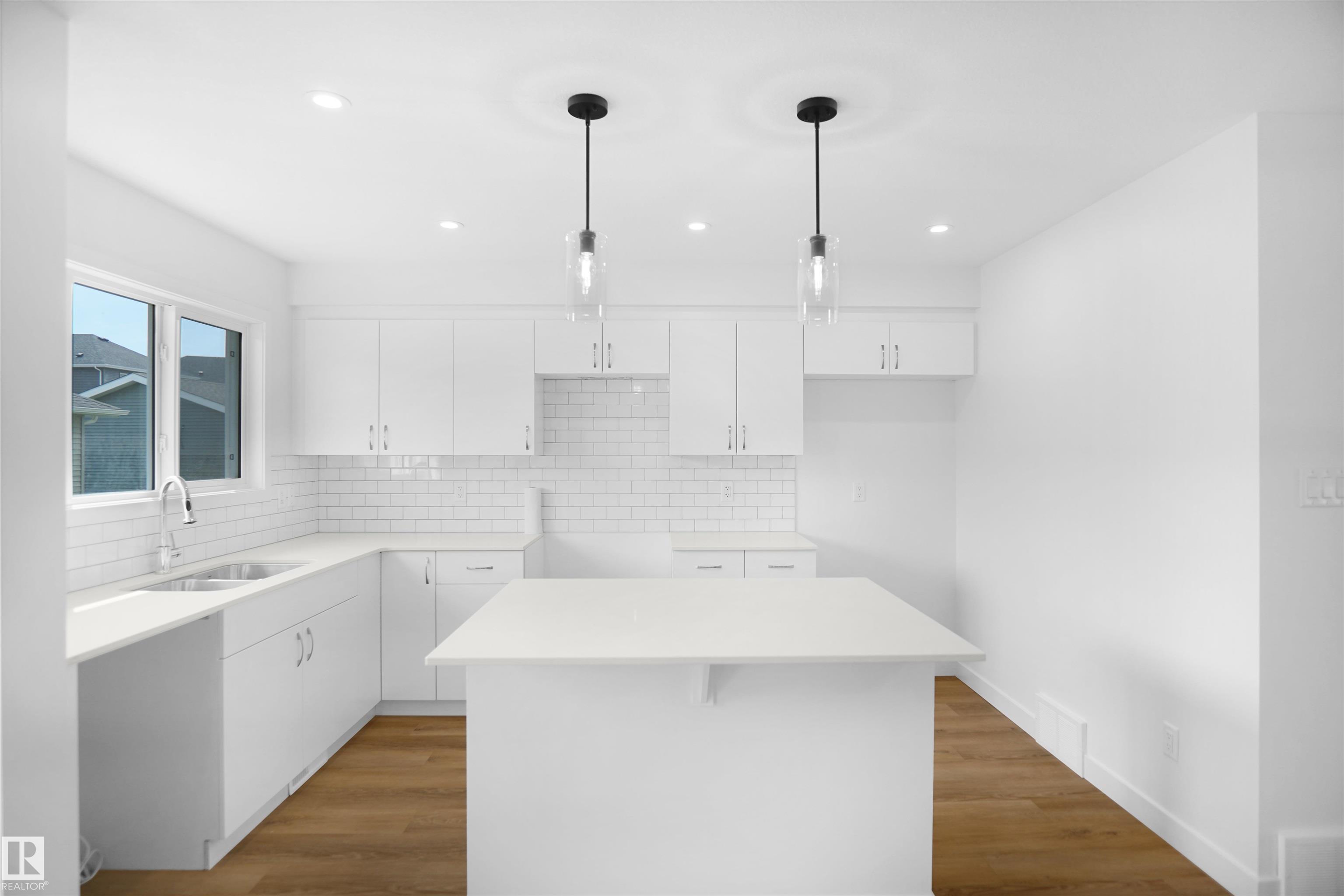 Photo 9 at 19457 22 Avenue NW, River's Edge, Edmonton