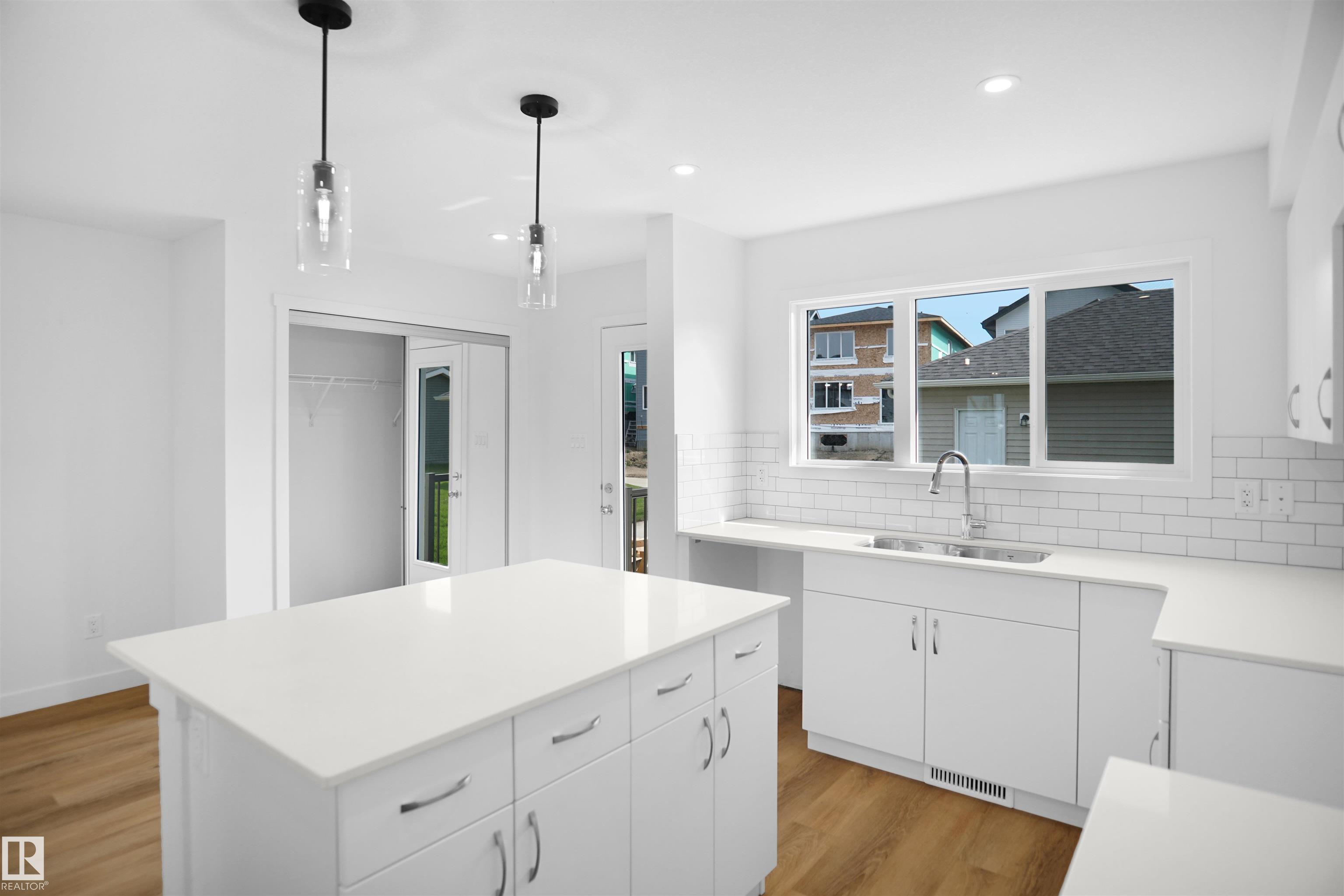 Photo 11 at 19451 22 Avenue NW, River's Edge, Edmonton