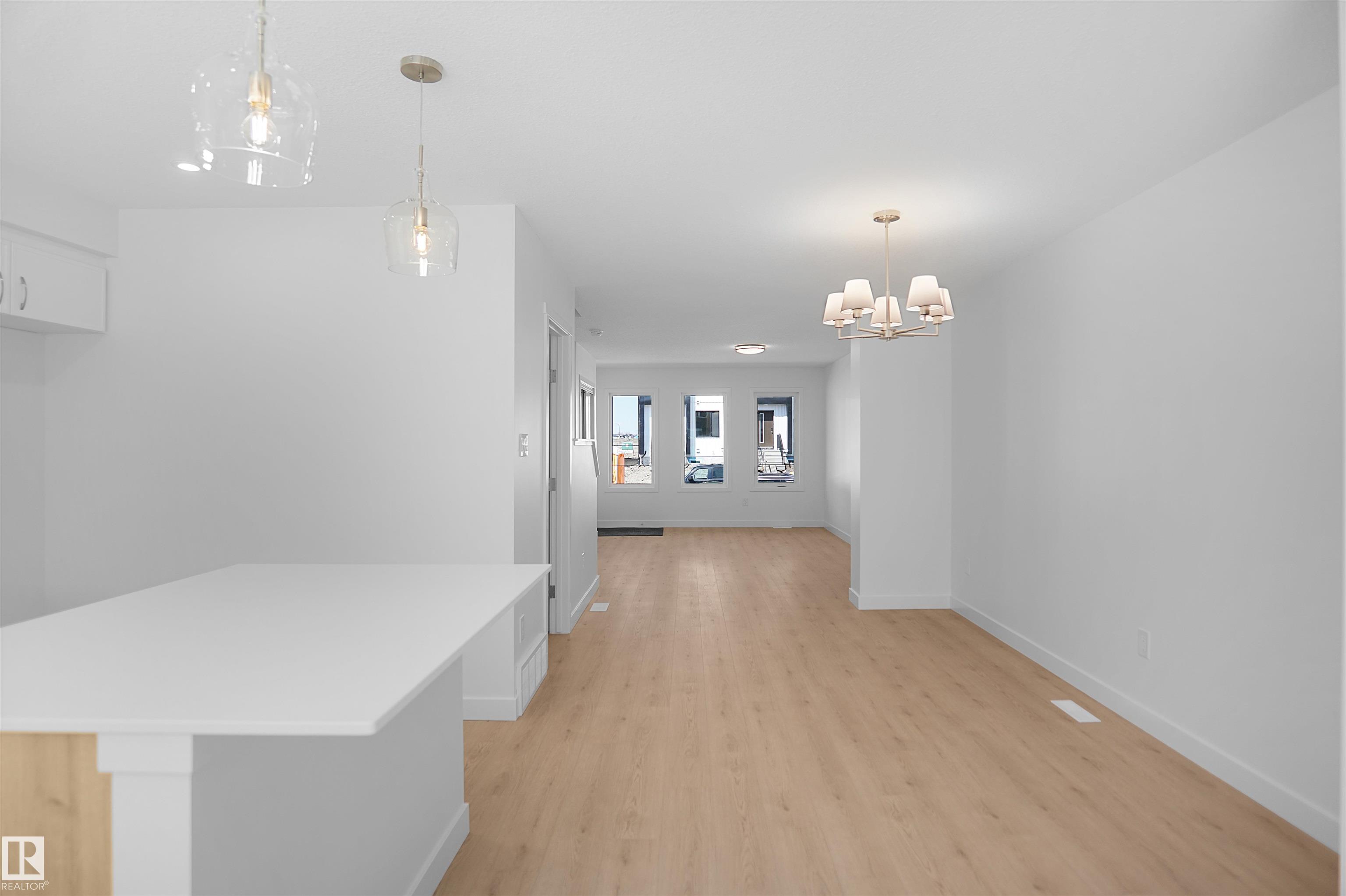 https://zimg.paragon.ice.com/ParagonImages/Property/PM/RAE/225390082/13/0/0/ca4c519584ab2505c7220a666e2ba6a2/1/845a0c8134bafbf9237ce3467f03a827/225390082-cb1dd35d-dc45-4ec4-8e2d-28e6b83bd513.JPG