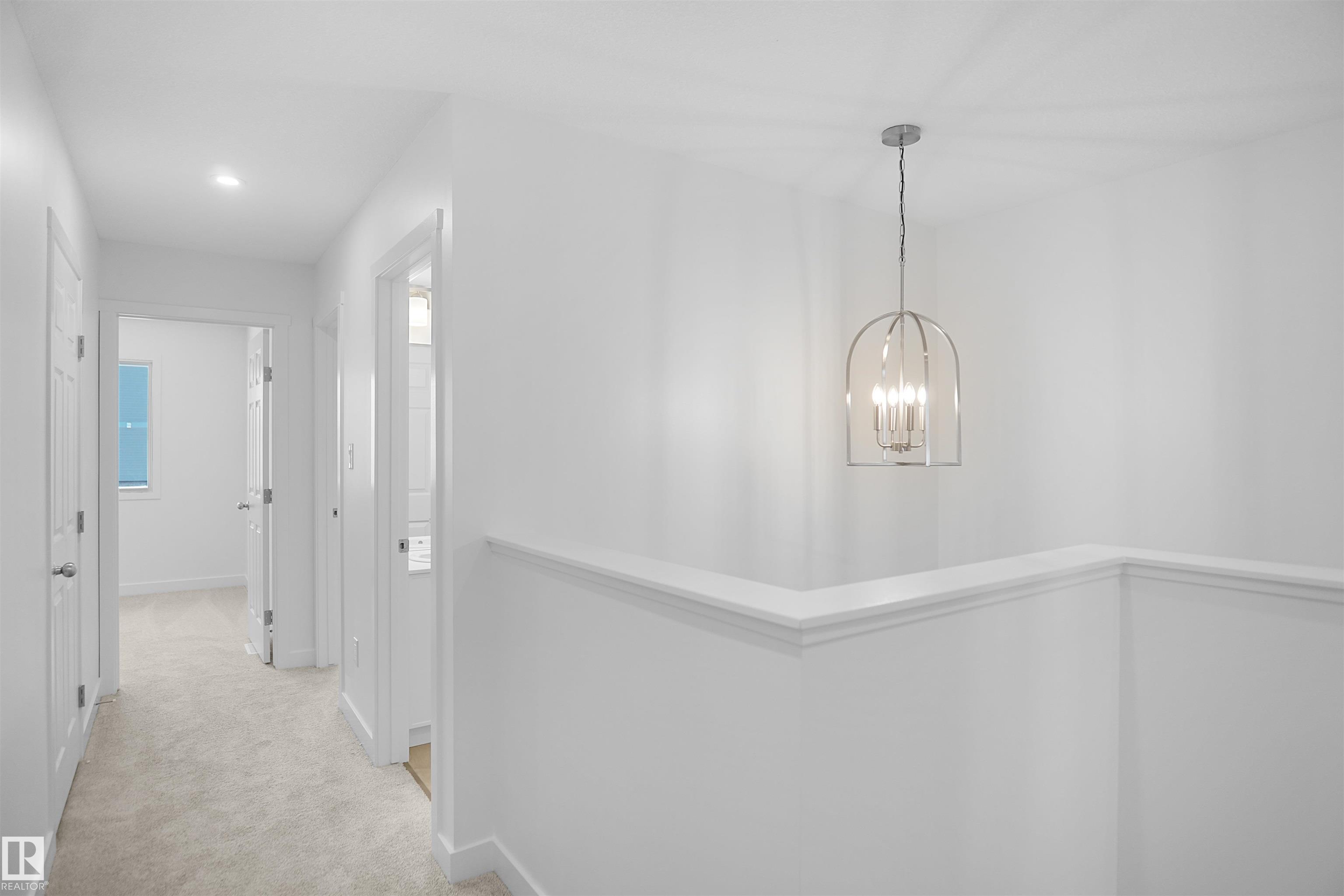 https://zimg.paragon.ice.com/ParagonImages/Property/PM/RAE/225390082/15/0/0/e901136b5966c62fb00c648e04557ad2/1/845a0c8134bafbf9237ce3467f03a827/225390082-65d8c4c9-82b3-4ee5-9201-c8b7e9f37778.JPG