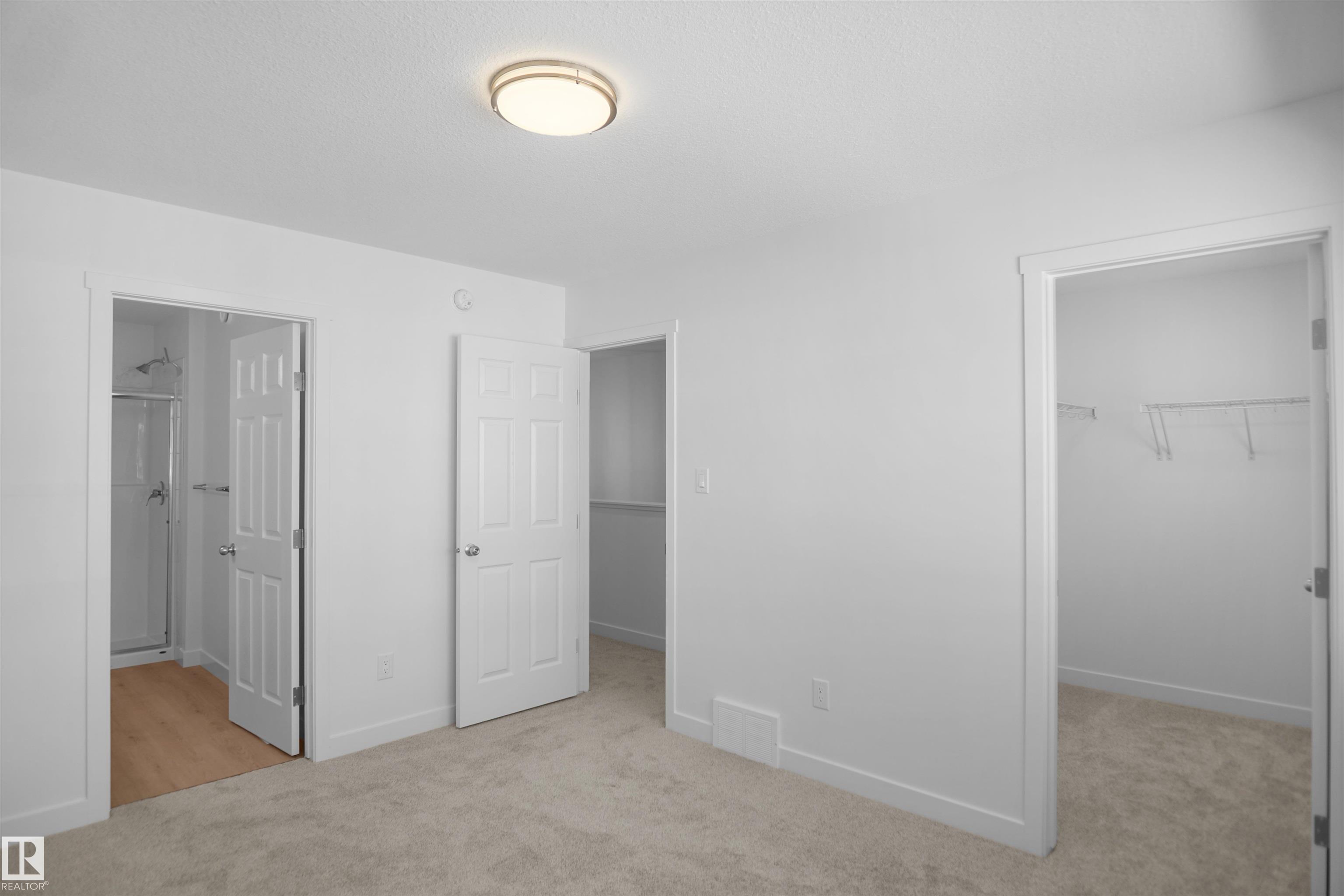 https://zimg.paragon.ice.com/ParagonImages/Property/PM/RAE/225390082/18/0/0/2ced3961ee95a8b5f4f58082690bb29c/1/845a0c8134bafbf9237ce3467f03a827/225390082-2daf44a3-ee5a-4151-bb0c-cef30568b17f.JPG