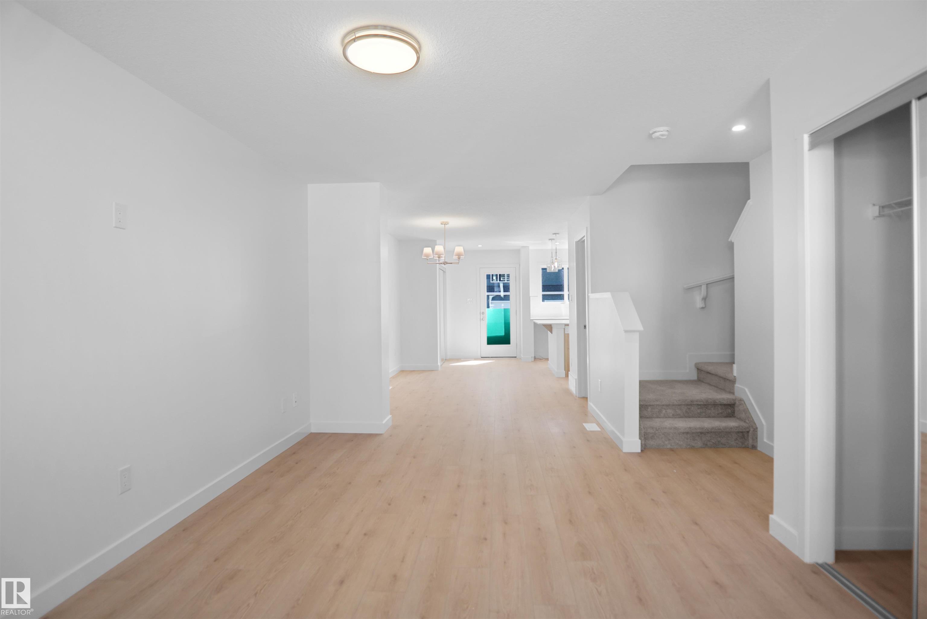 Picture for 19451 22 AV NW