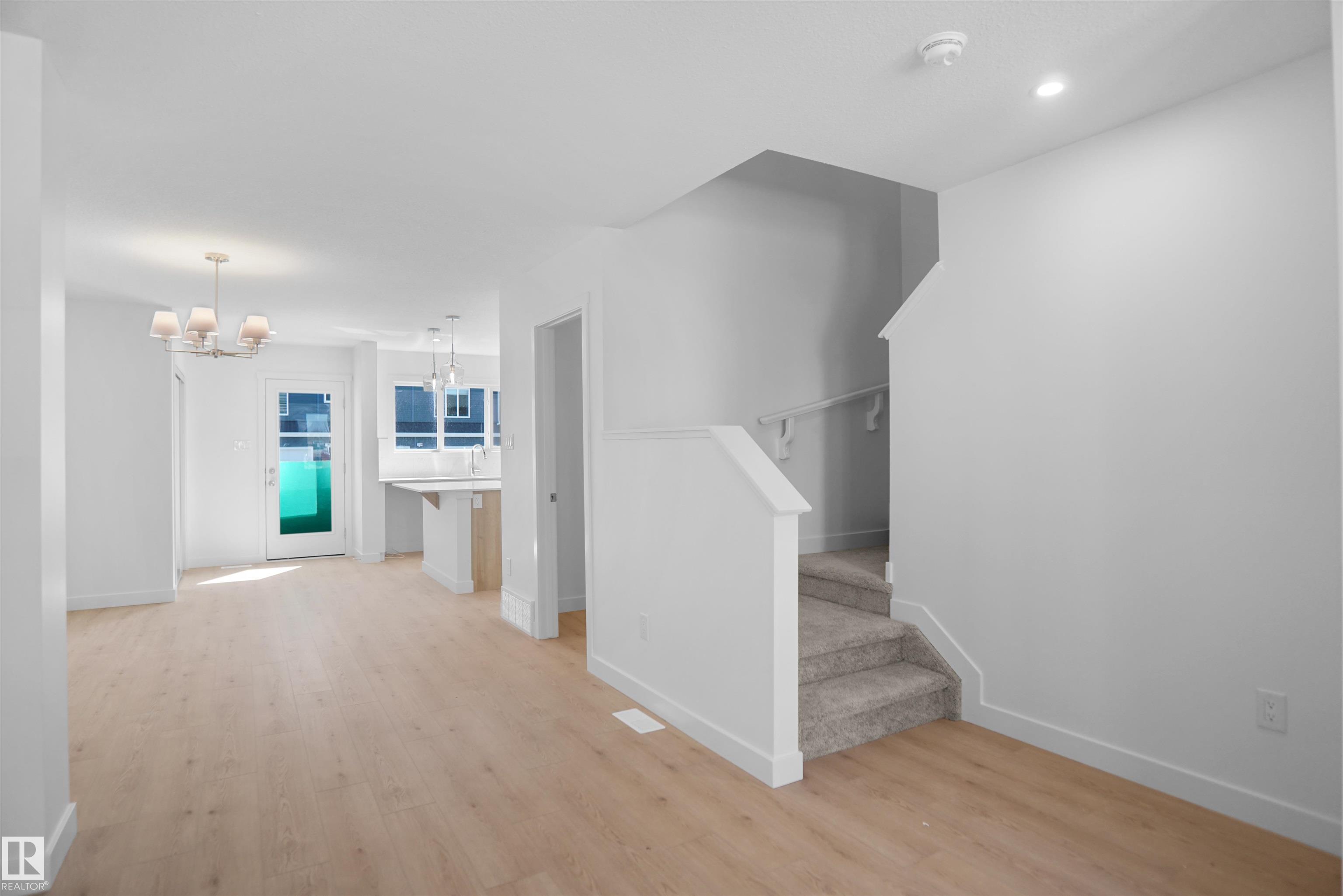 Picture for 19451 22 AV NW