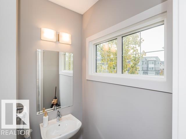 Photo 12 at 10 - 1391 Starling Drive NW, Starling, Edmonton