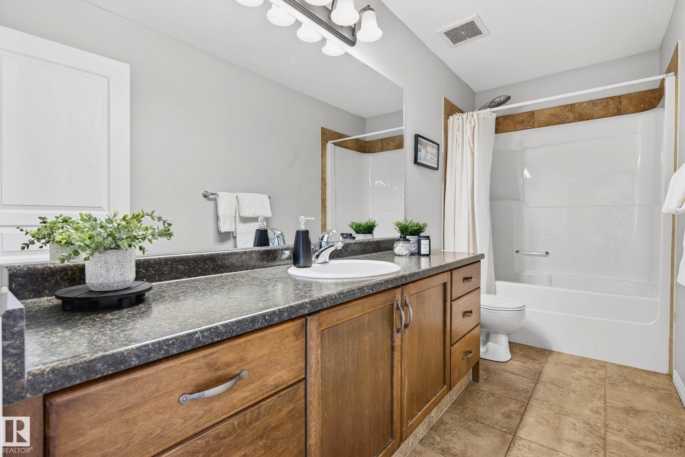 Photo 42 at 96 Rue Marseille, Montalet, Beaumont