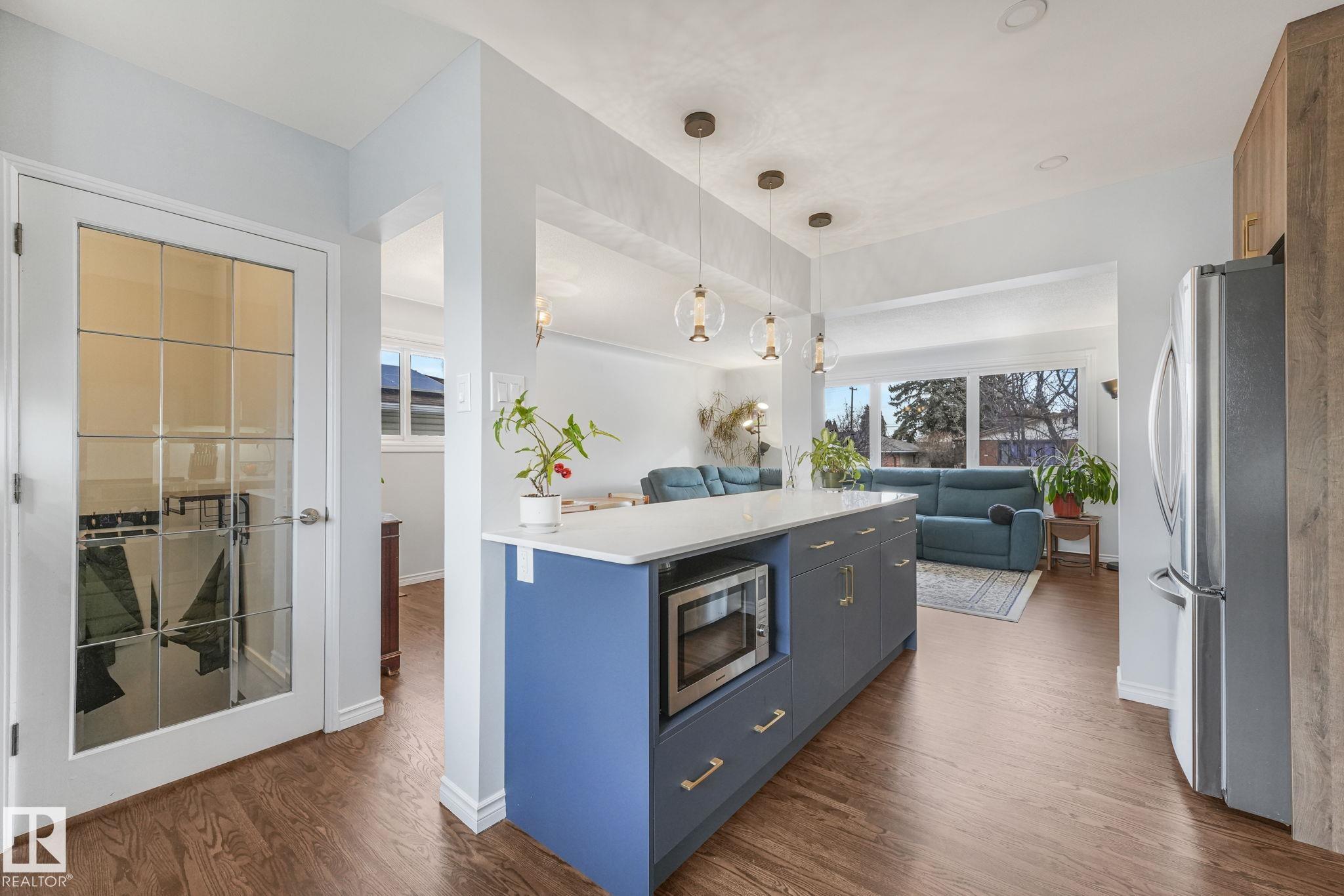 Photo 13 at 9508 Ottewell Road NW, Ottewell, Edmonton