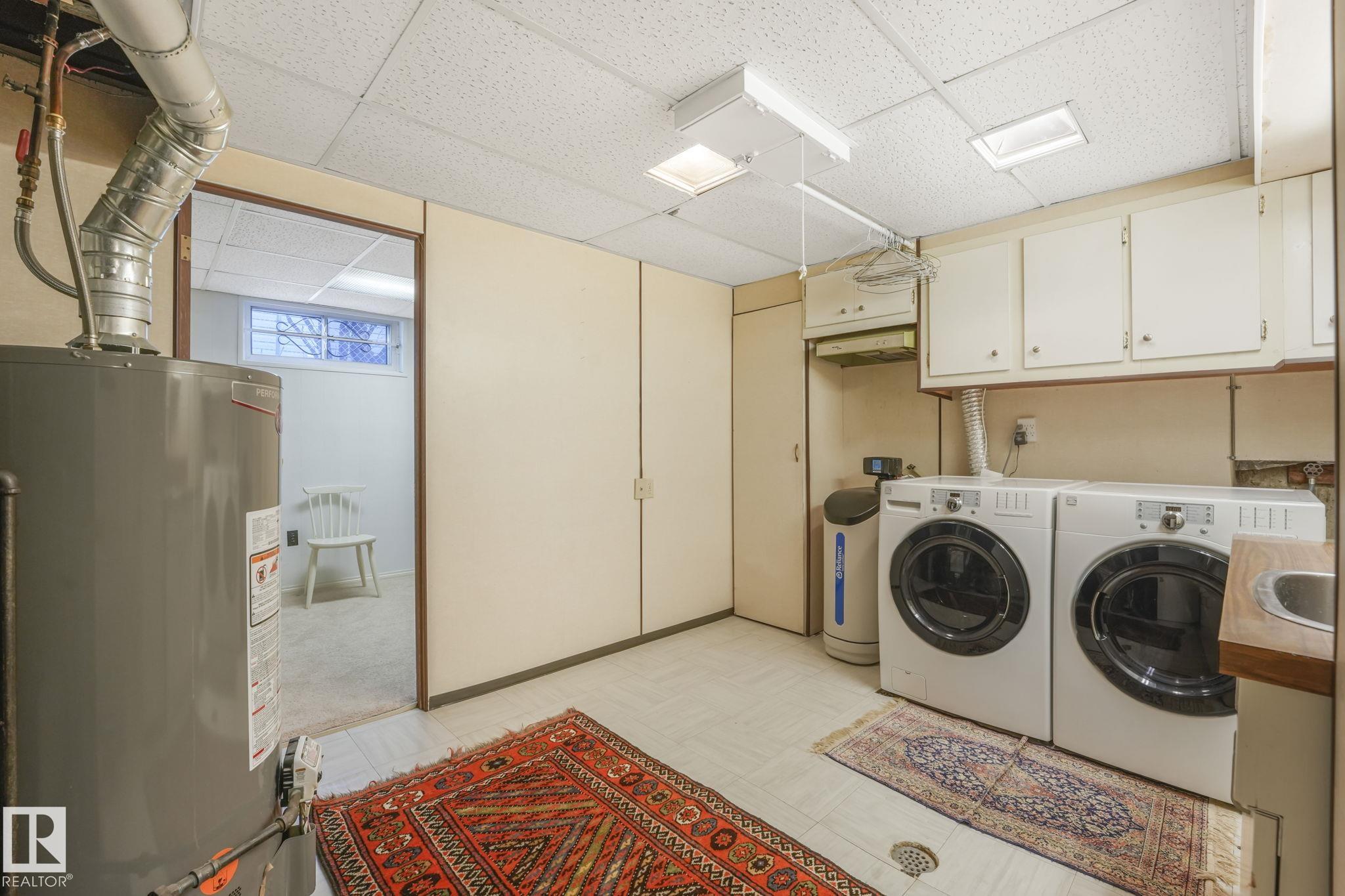 Photo 32 at 9508 Ottewell Road NW, Ottewell, Edmonton