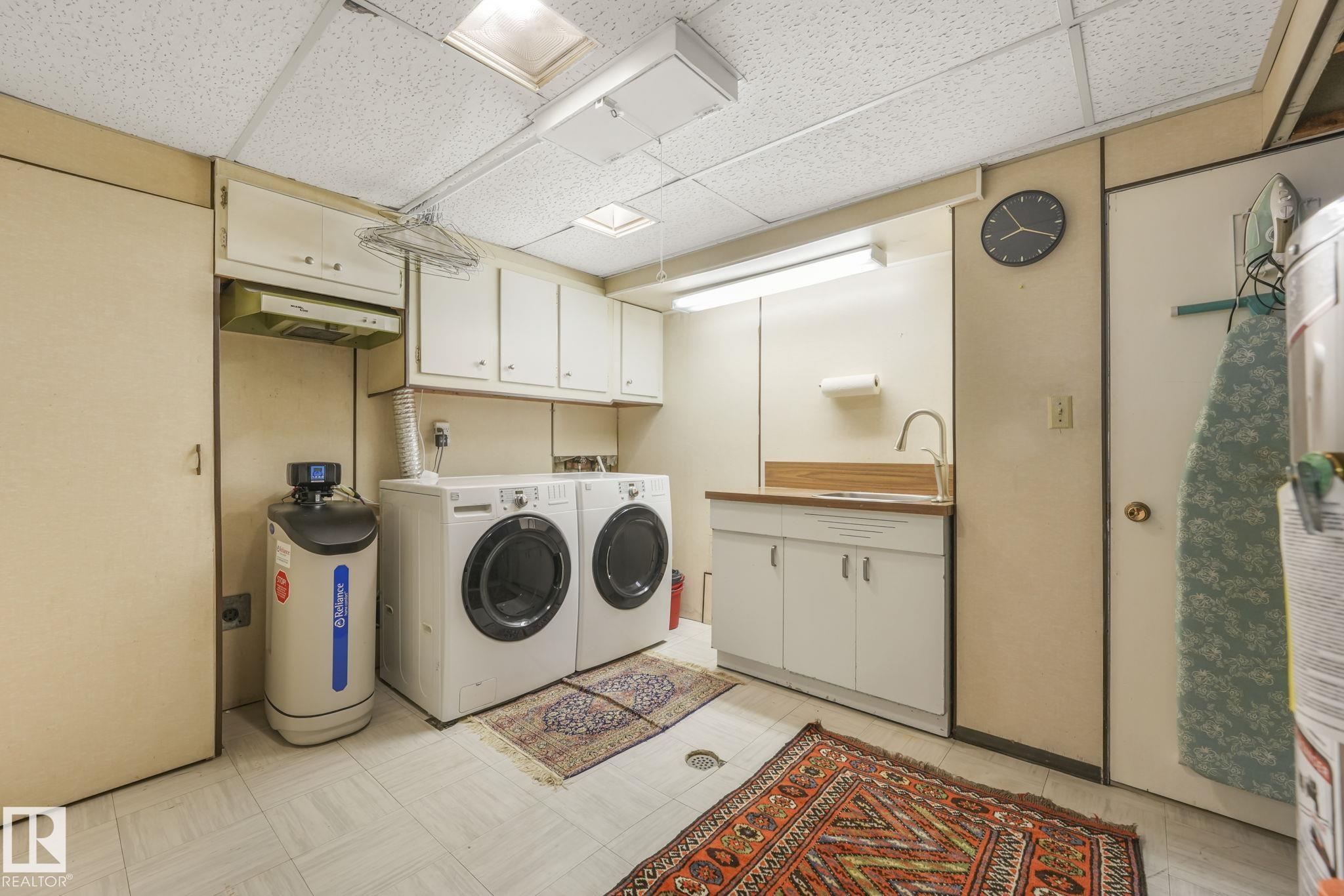 Photo 34 at 9508 Ottewell Road NW, Ottewell, Edmonton