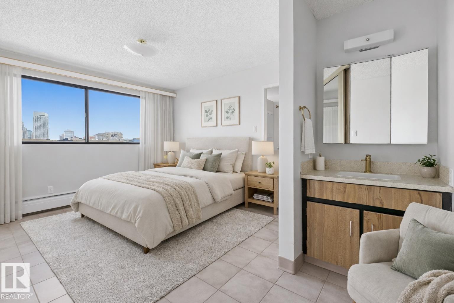 Photo 17 at 802 - 10155 114 Street NW, Wîhkwêntôwin, Edmonton