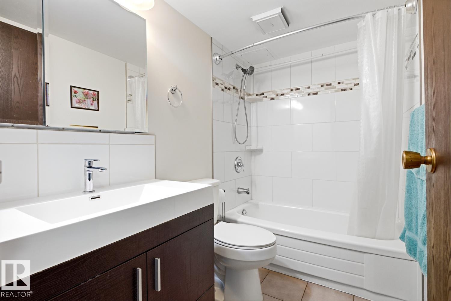 Photo 23 at 802 - 10155 114 Street NW, Wîhkwêntôwin, Edmonton