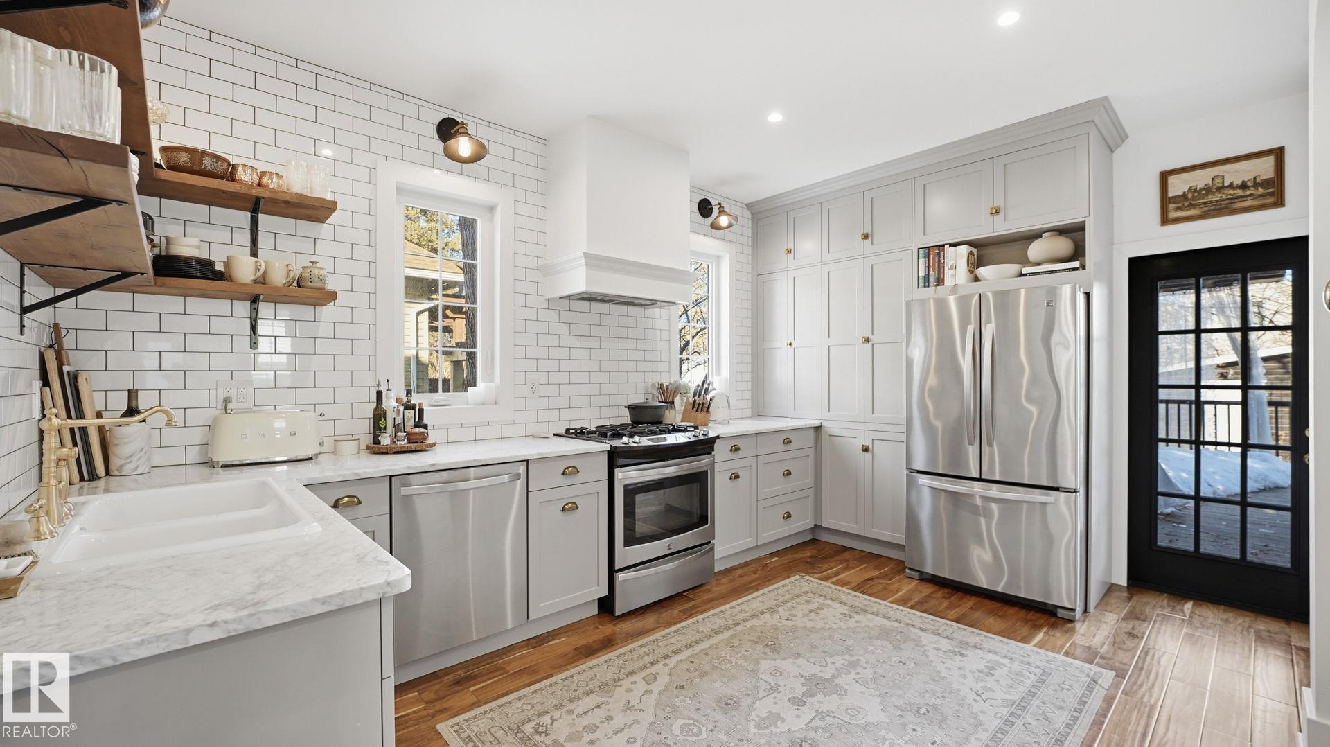 Photo 17 at 10923 125 Street NW, Westmount, Edmonton