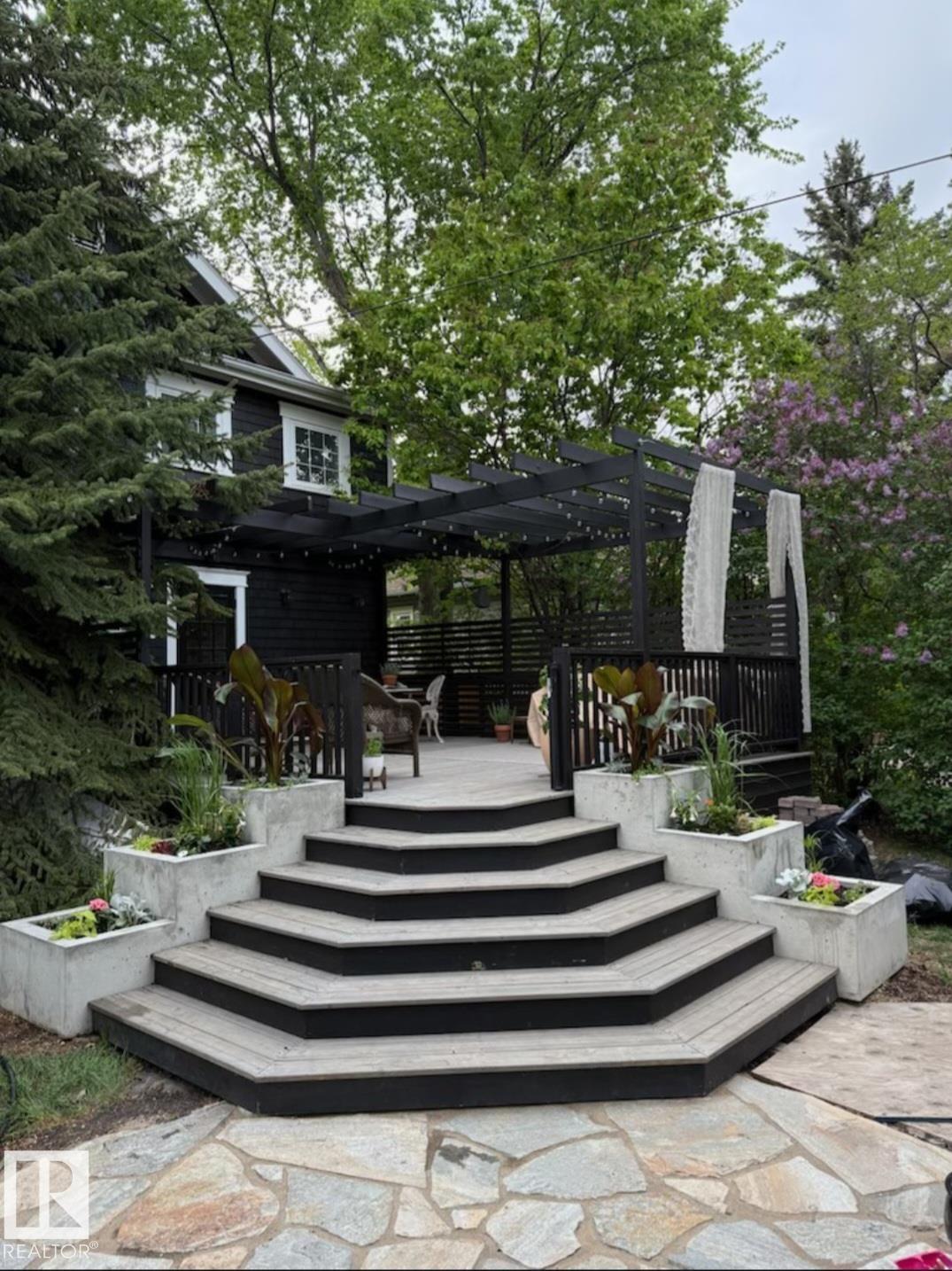 Photo 33 at 10923 125 Street NW, Westmount, Edmonton