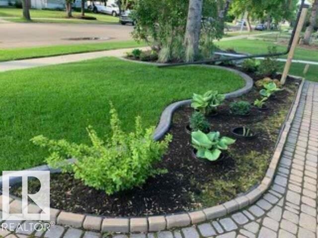 Photo 2 at 10454 166 Street NW, Britannia Youngstown, Edmonton