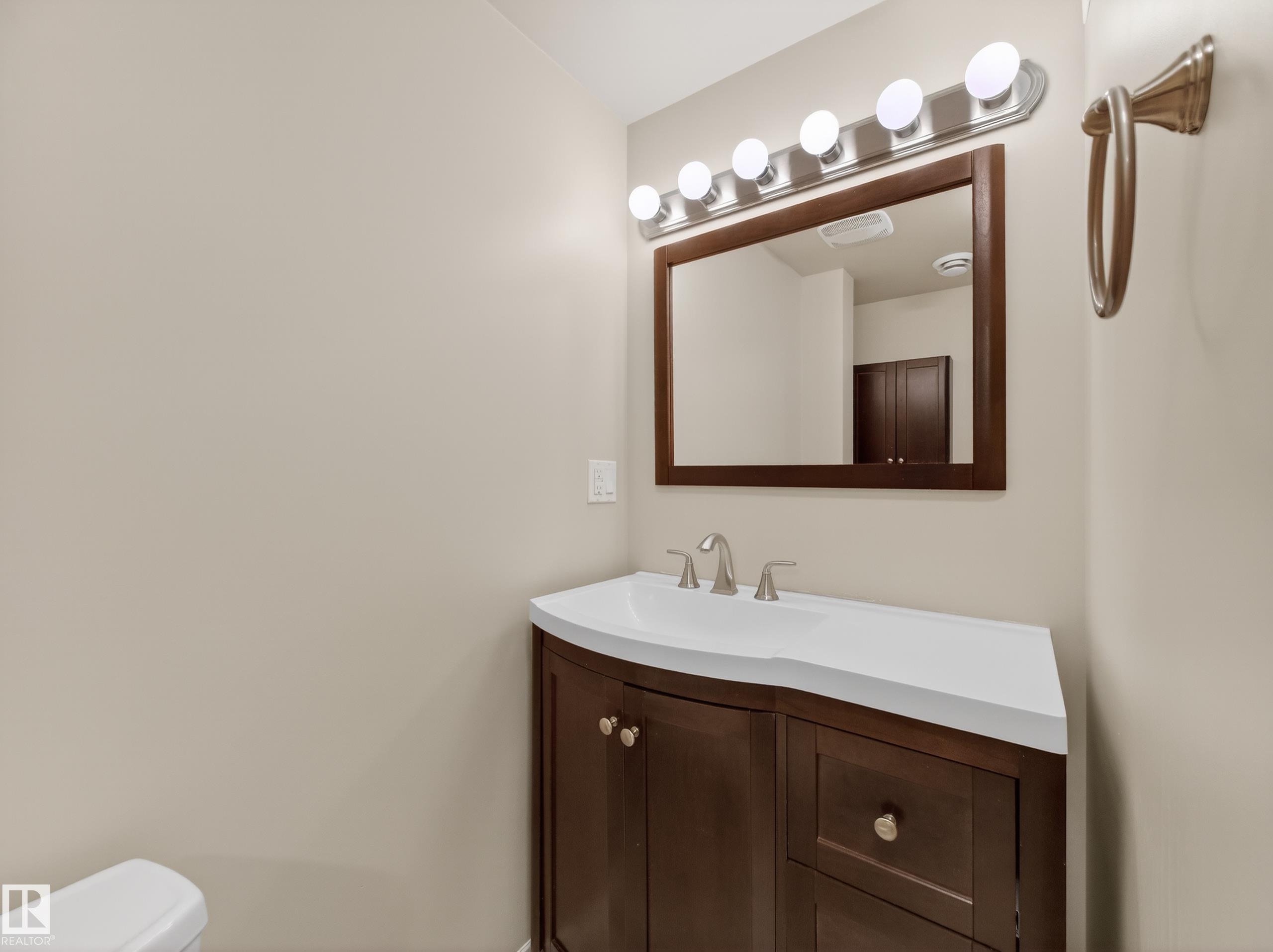 Photo 47 at 10454 166 Street NW, Britannia Youngstown, Edmonton