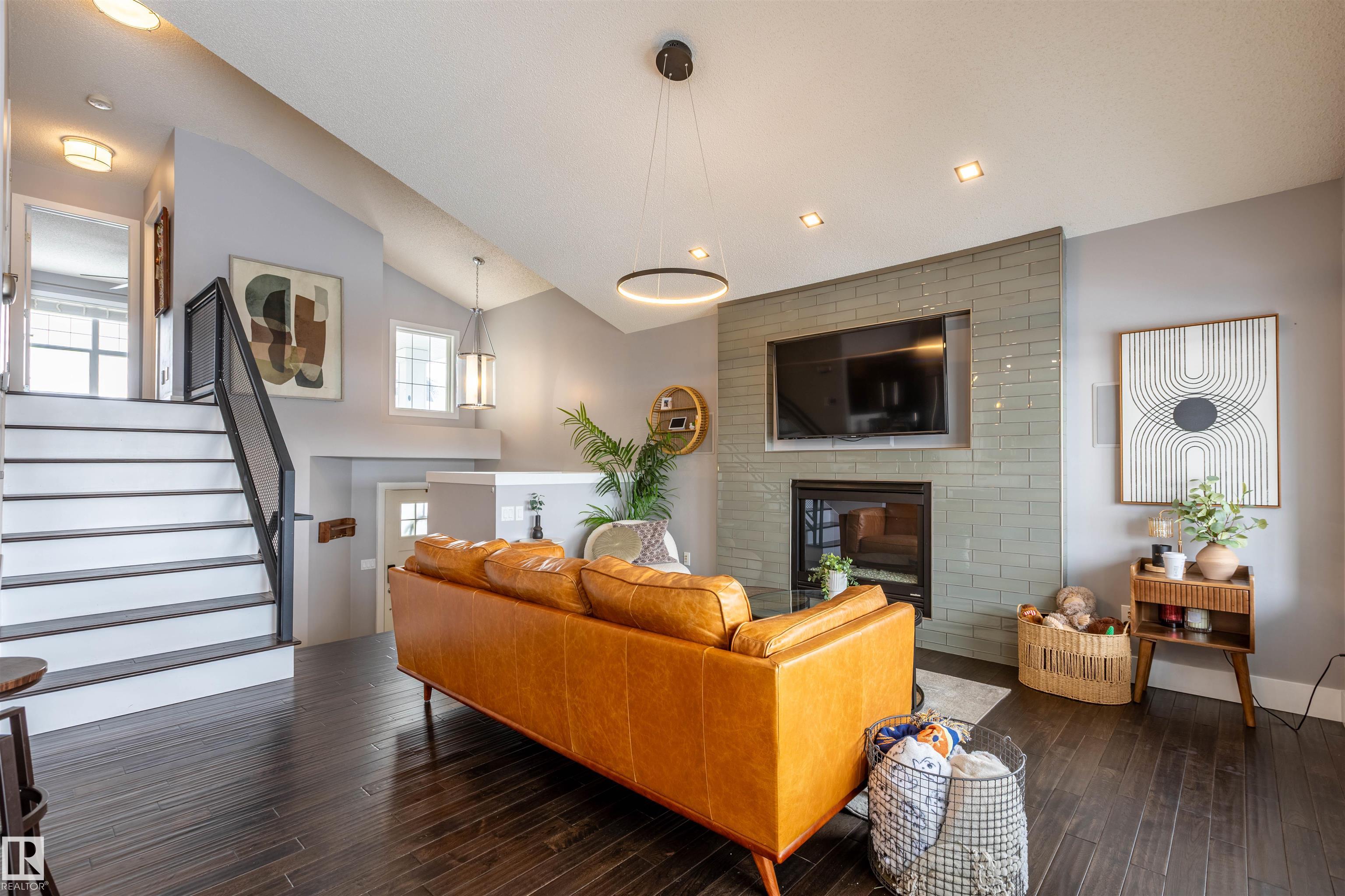 Photo 14 at 2529 Hanna Crescent NW, Haddow, Edmonton