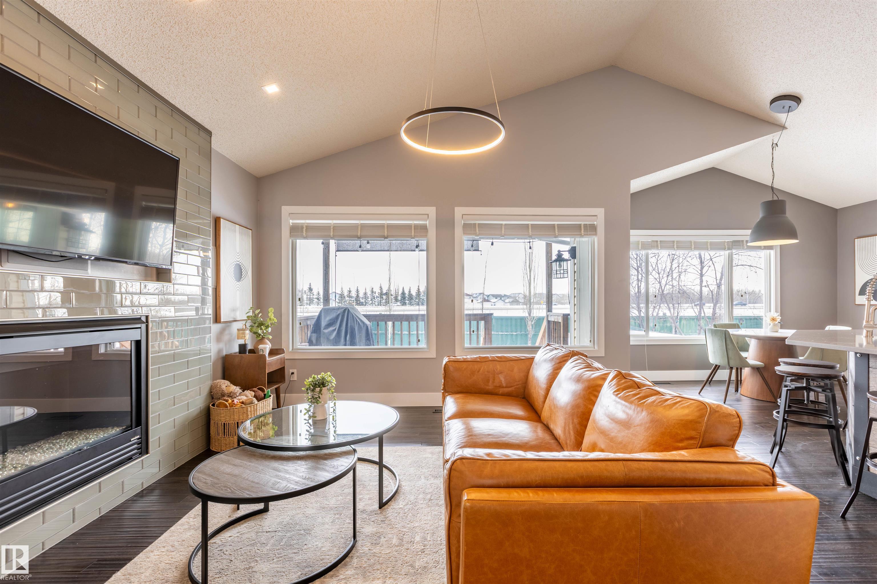 Photo 15 at 2529 Hanna Crescent NW, Haddow, Edmonton