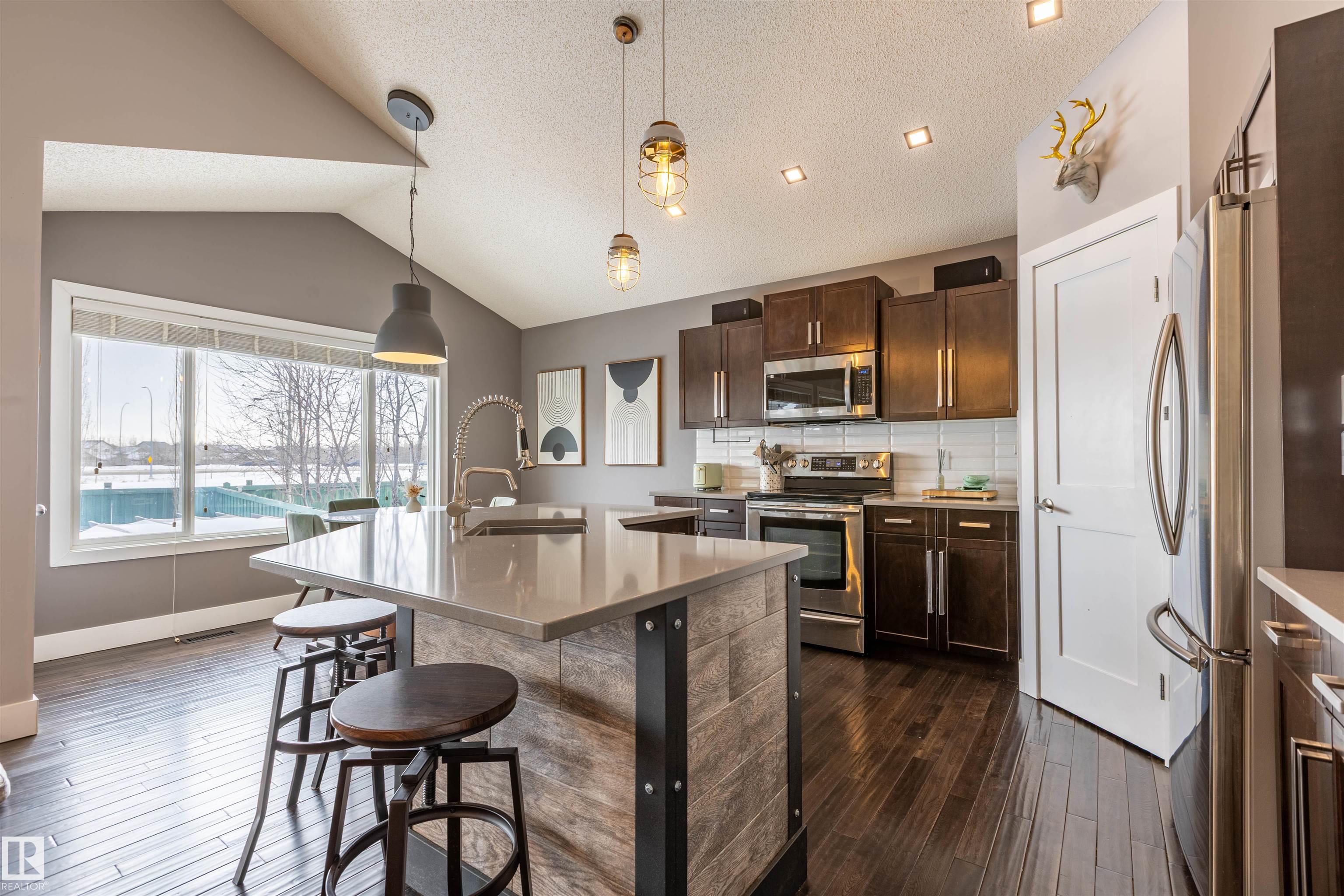 Photo 18 at 2529 Hanna Crescent NW, Haddow, Edmonton