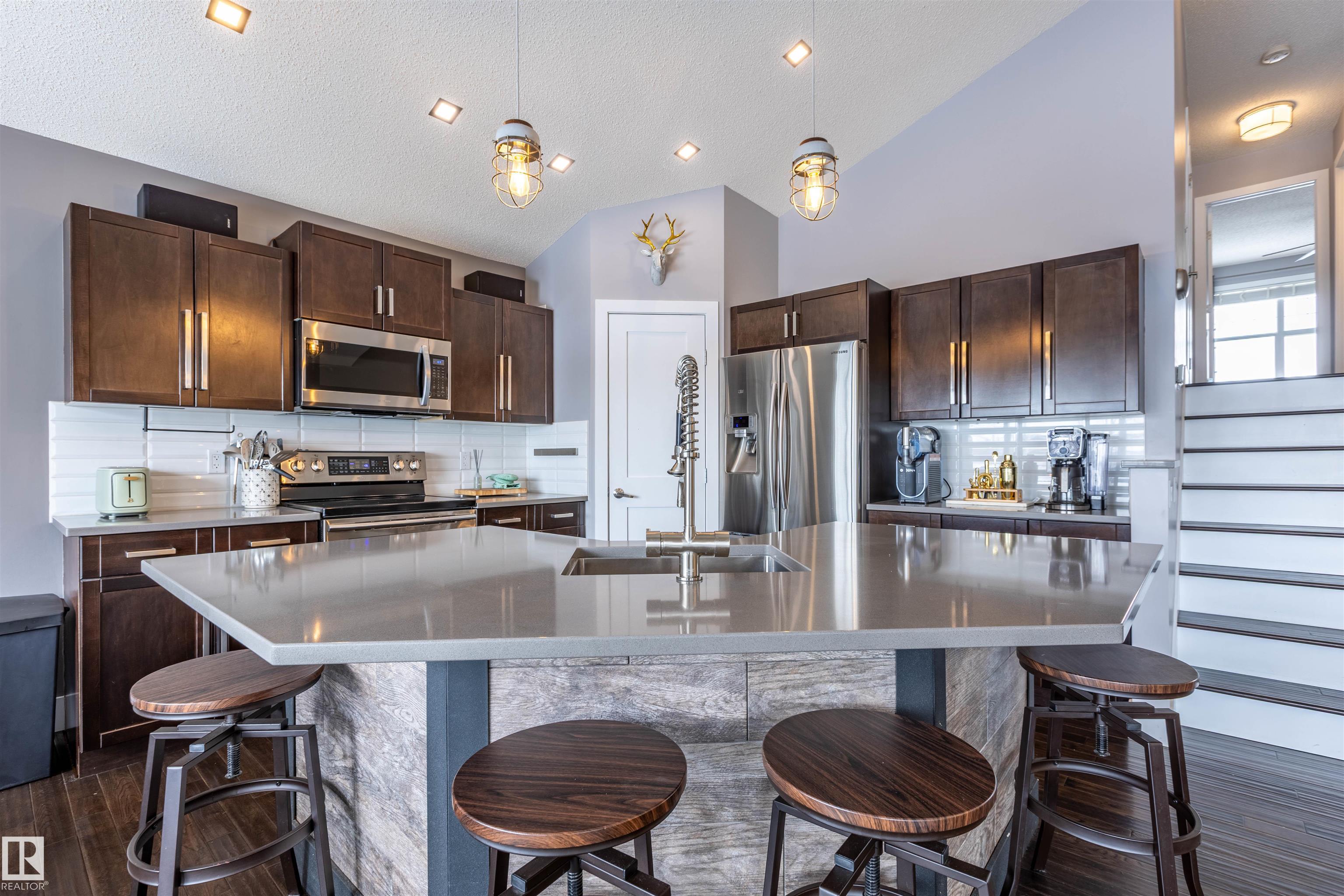 Photo 19 at 2529 Hanna Crescent NW, Haddow, Edmonton