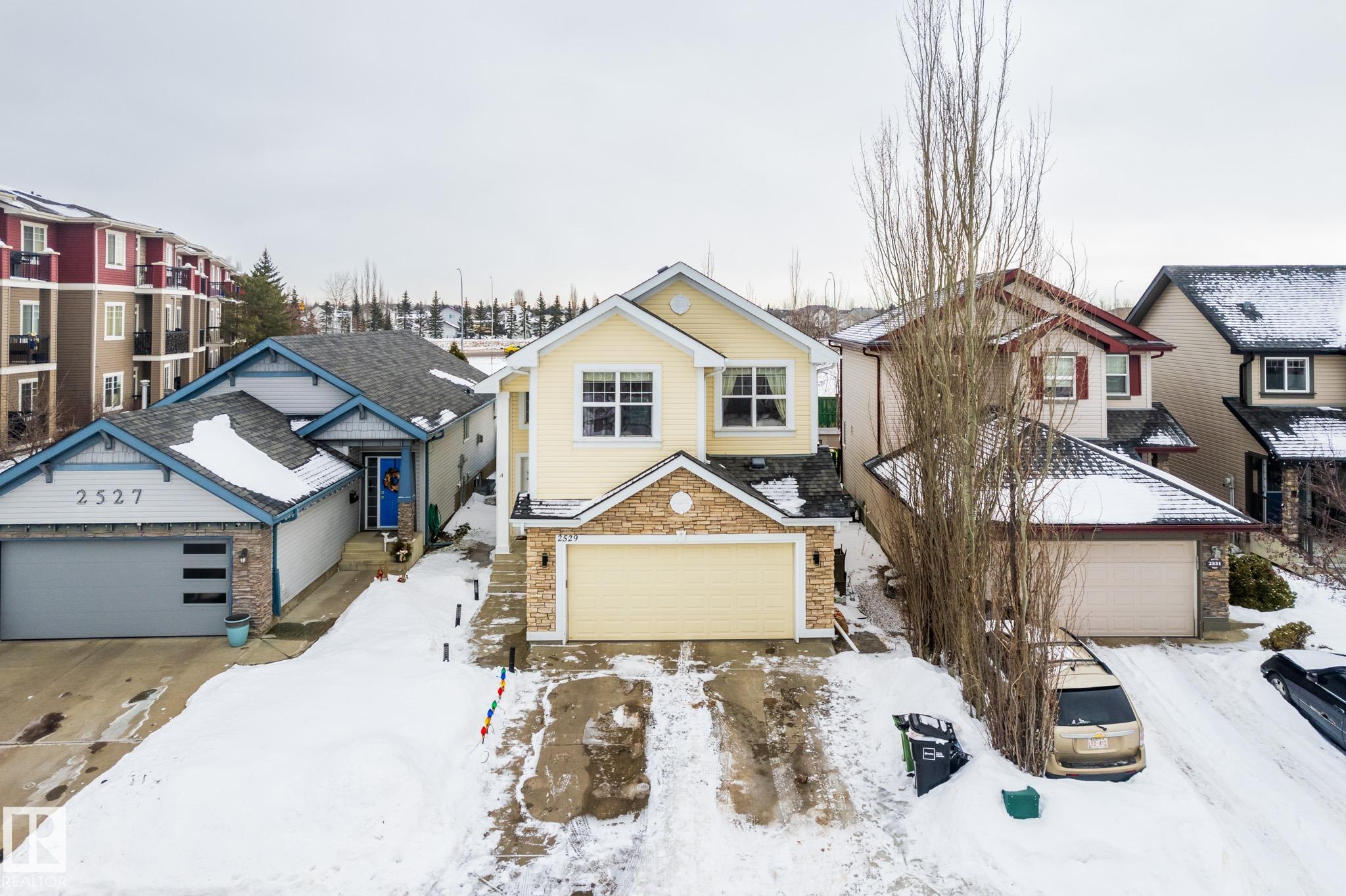 Photo 5 at 2529 Hanna Crescent NW, Haddow, Edmonton