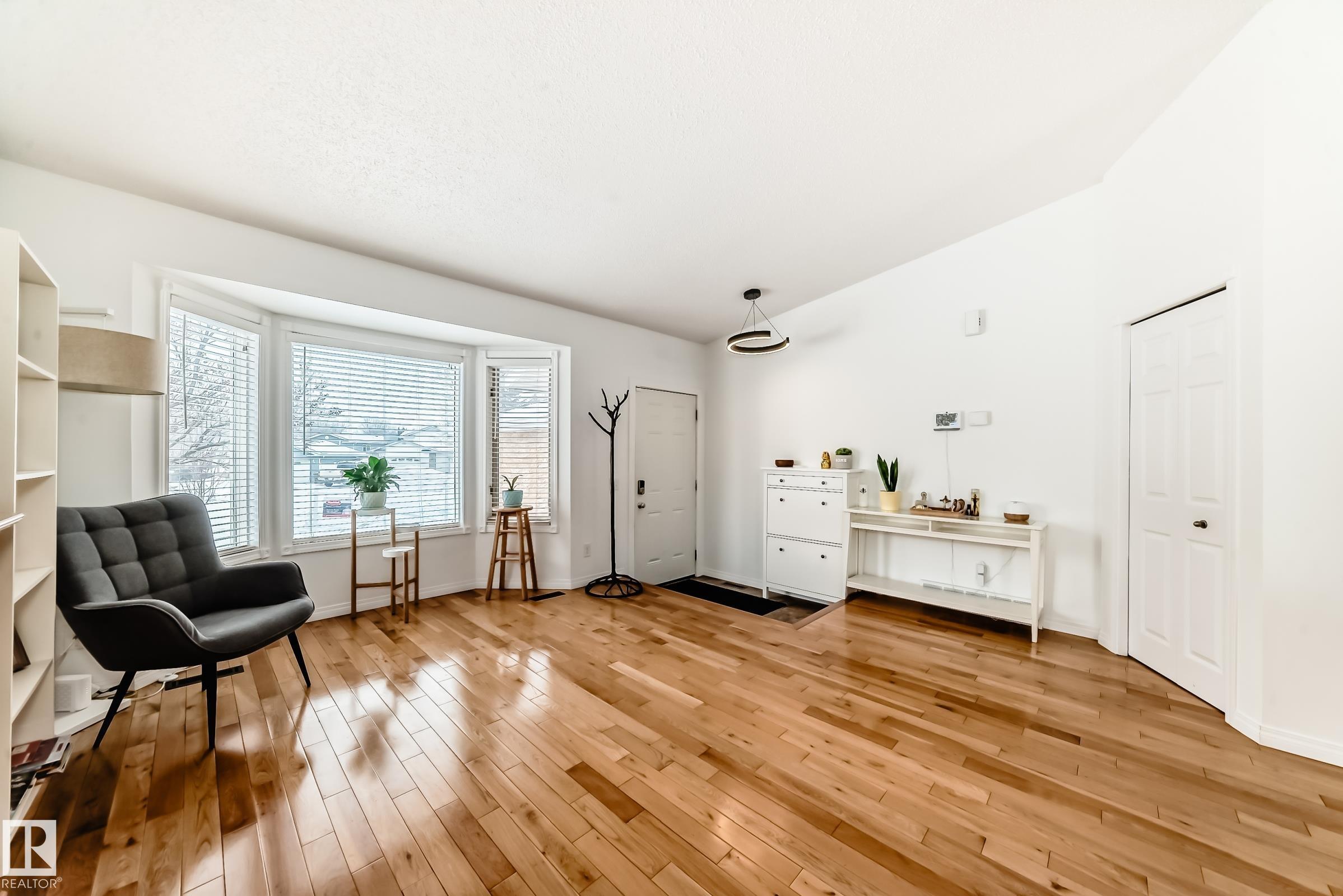 Photo 19 at 5 Dillon Place, Deer Ridge, St. Albert