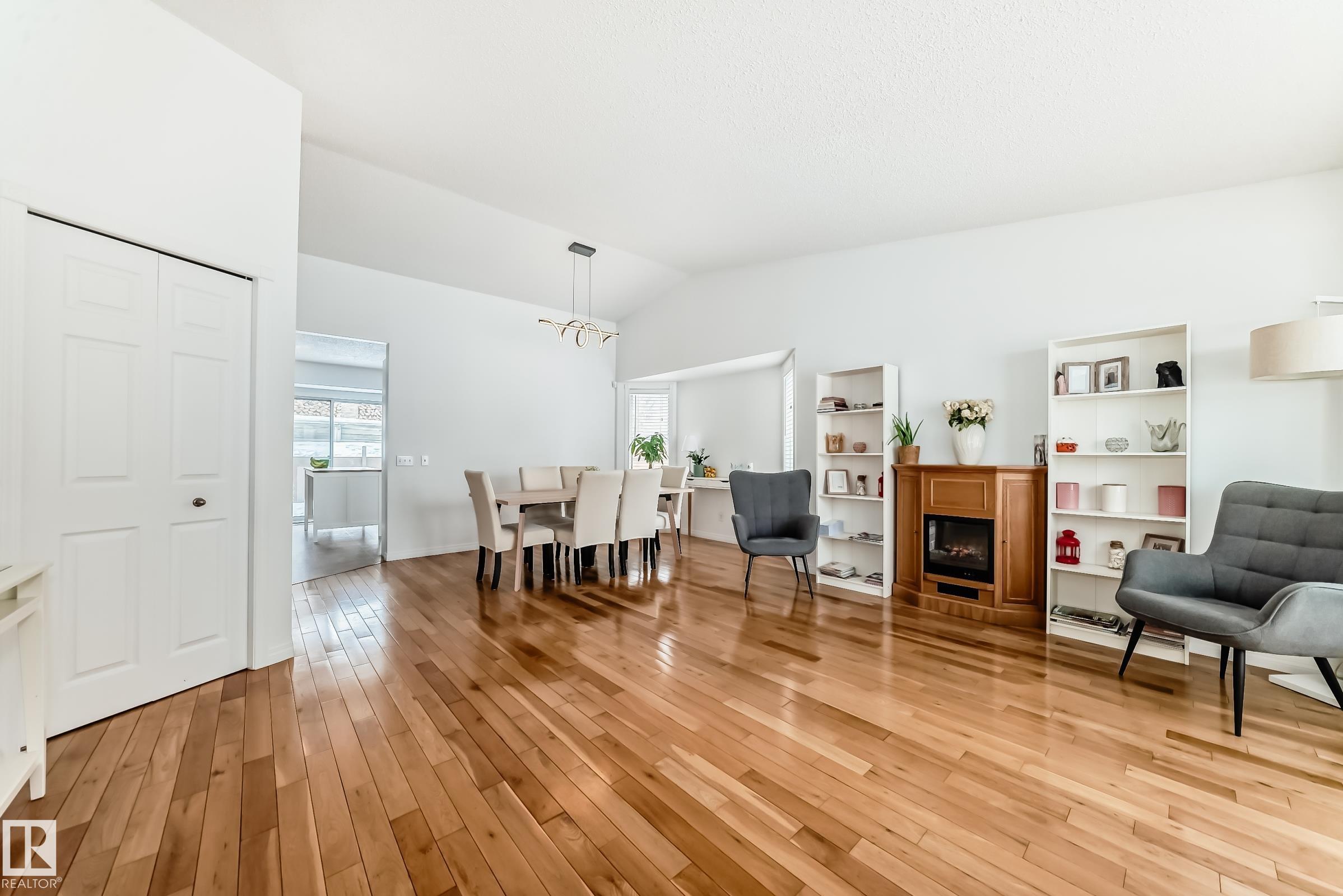 5 Dillon Place, Deer Ridge, St. Albert