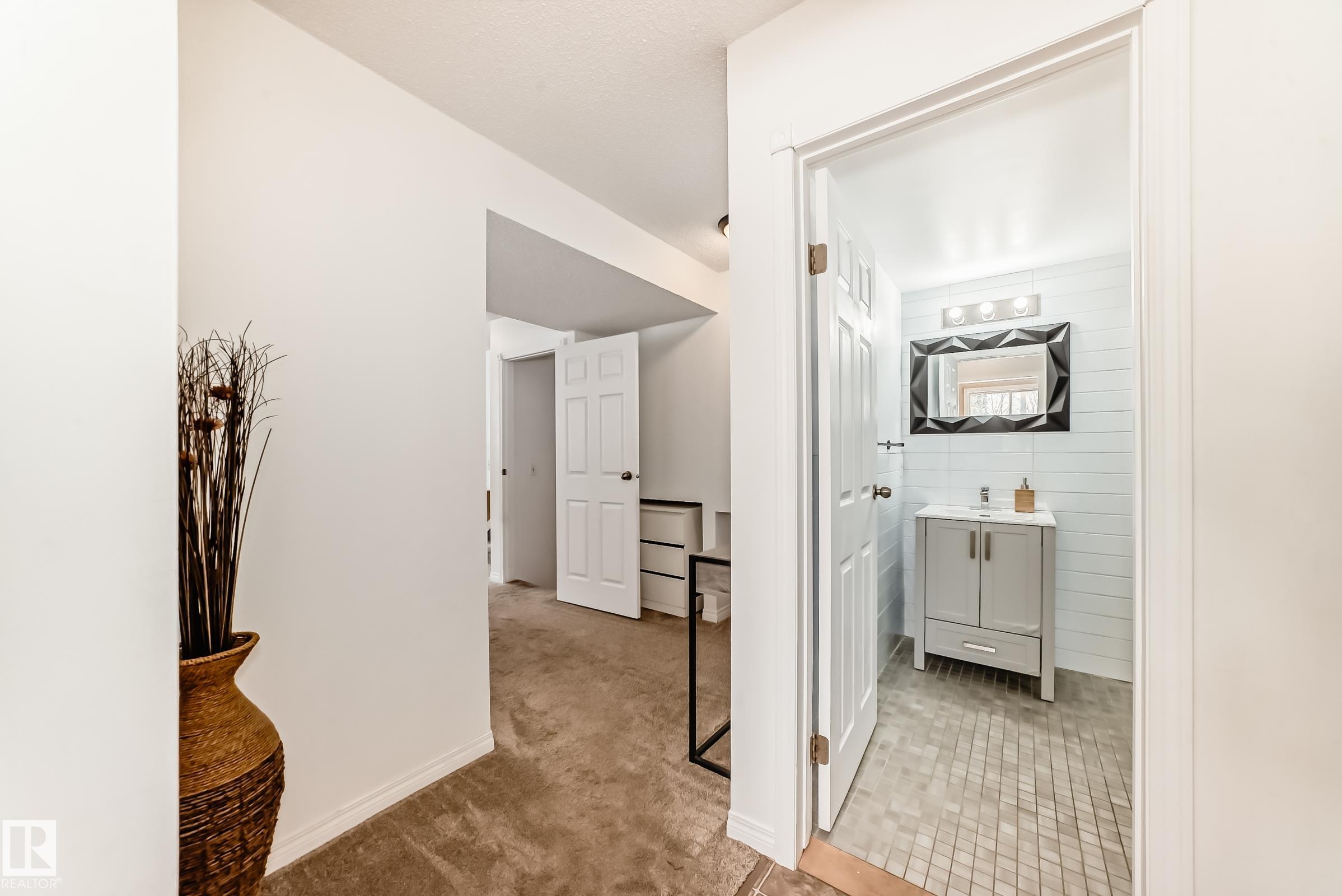 Photo 41 at 5 Dillon Place, Deer Ridge, St. Albert