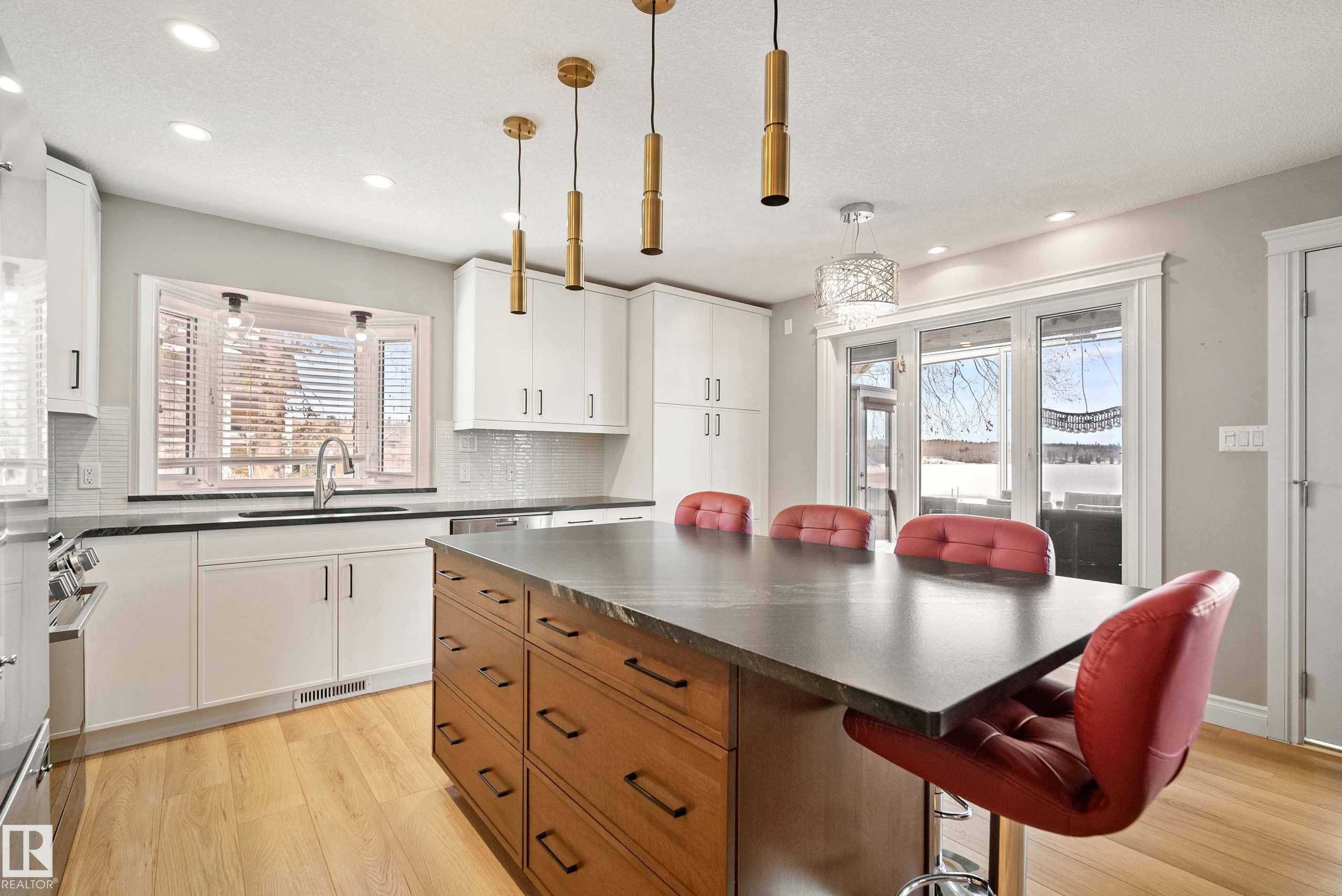 Photo 13 at 104 Bayview Drive, Lakeview, Rural Parkland County