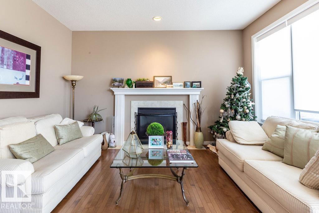 Photo 6 at 1119 82 Street SW, Summerside, Edmonton