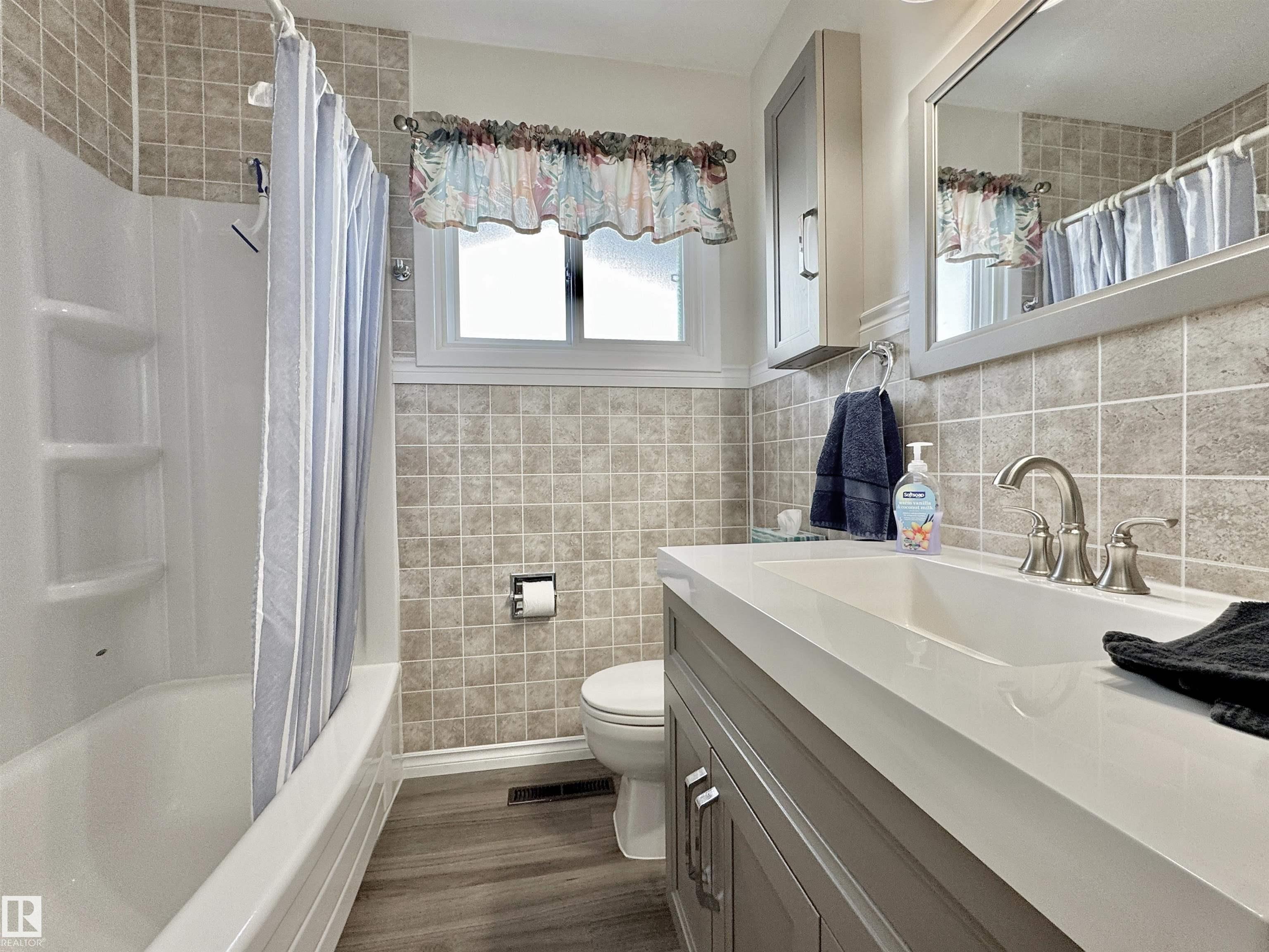 Photo 9 at 13012 123 Street NW, Calder, Edmonton