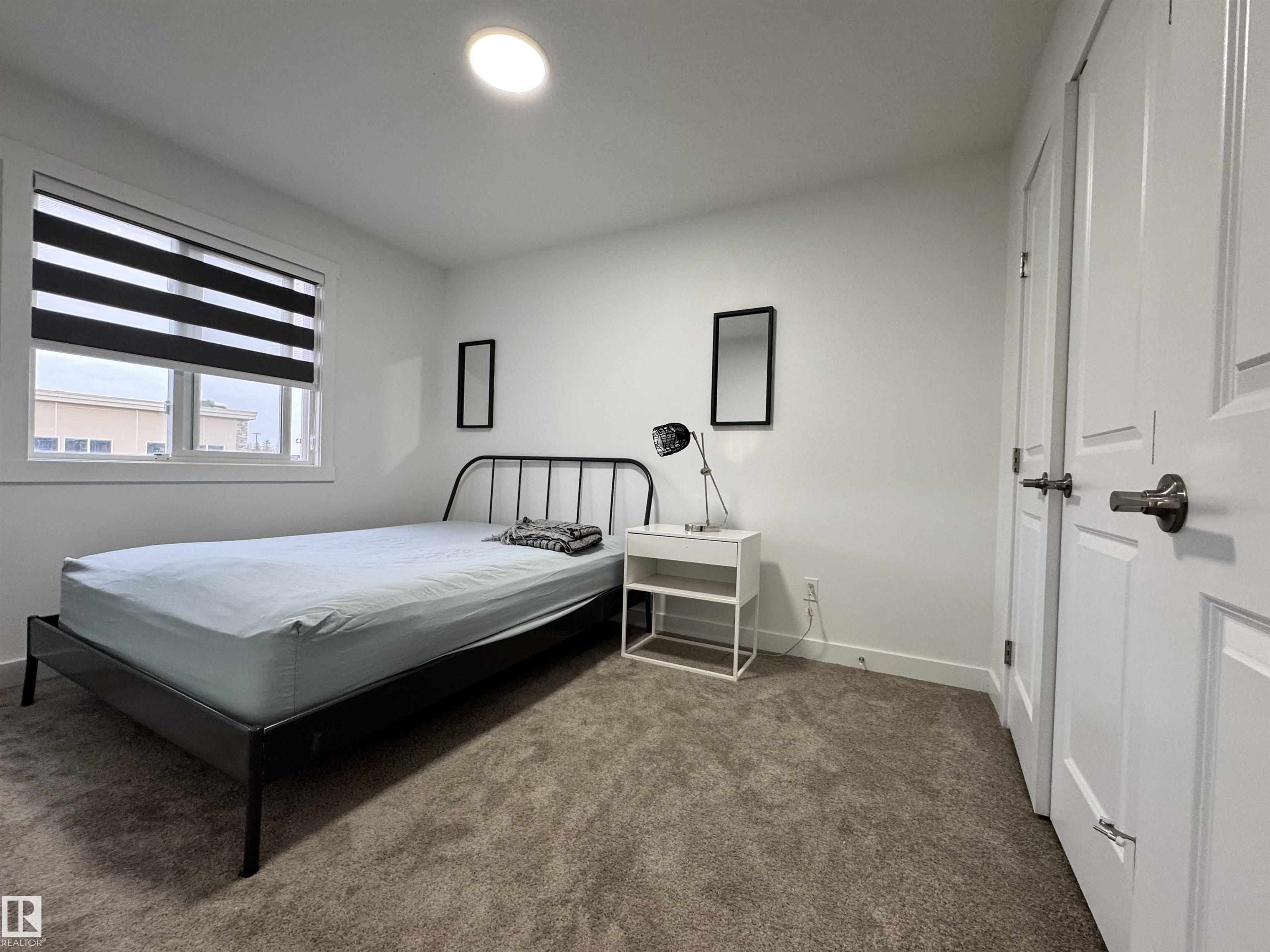 https://zimg.paragon.ice.com/ParagonImages/Property/PM/RAE/225390120/43/0/0/f7d9a802e391b9b180e9641c6895e9c8/1/a465a7f6eedde6e21b2aeb4d88484230/225390120-da8faf1c-a43b-471d-a8e8-f74fe812deeb.JPG