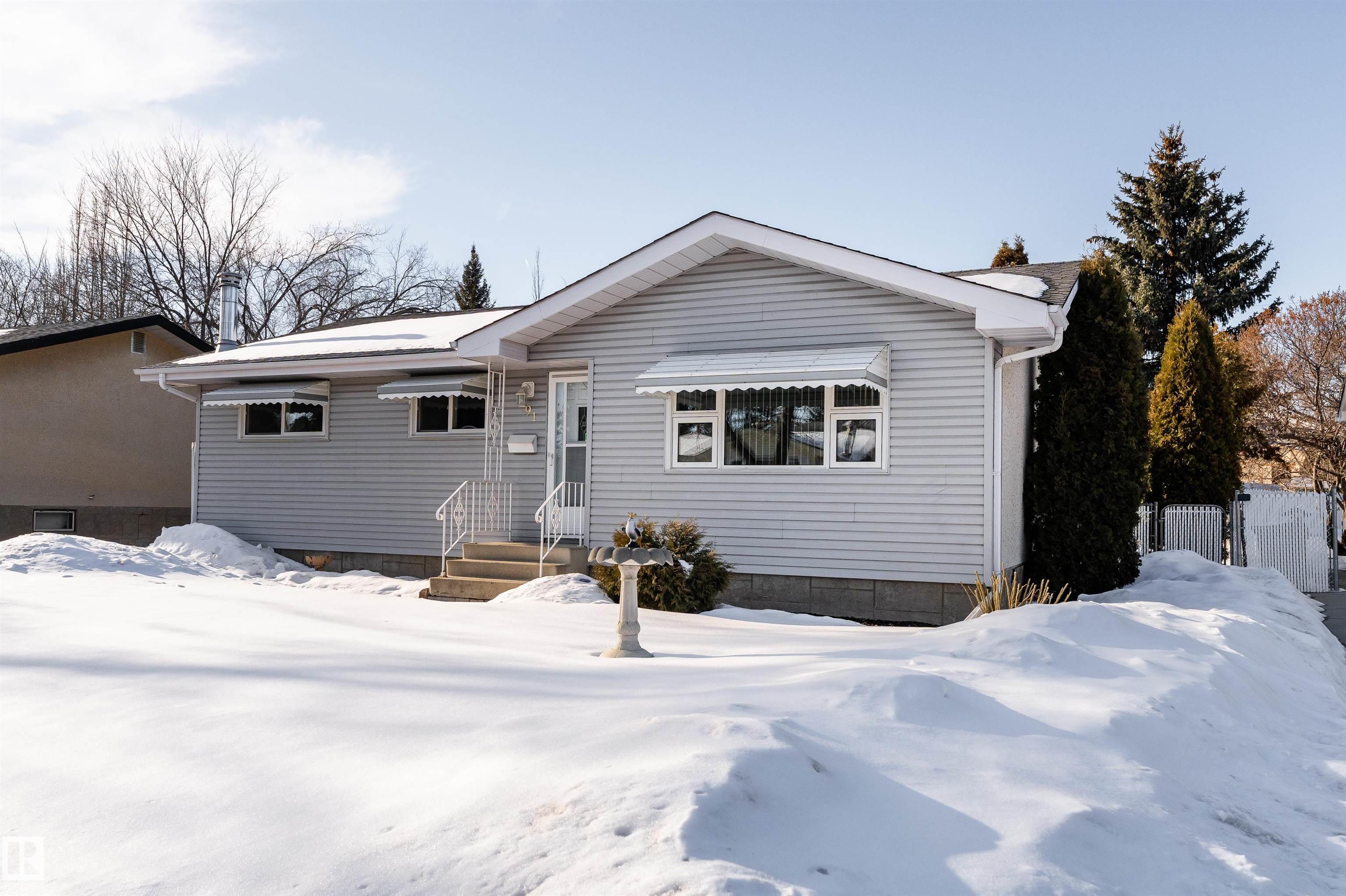 691 Alder Avenue, Maplewood, Sherwood Park