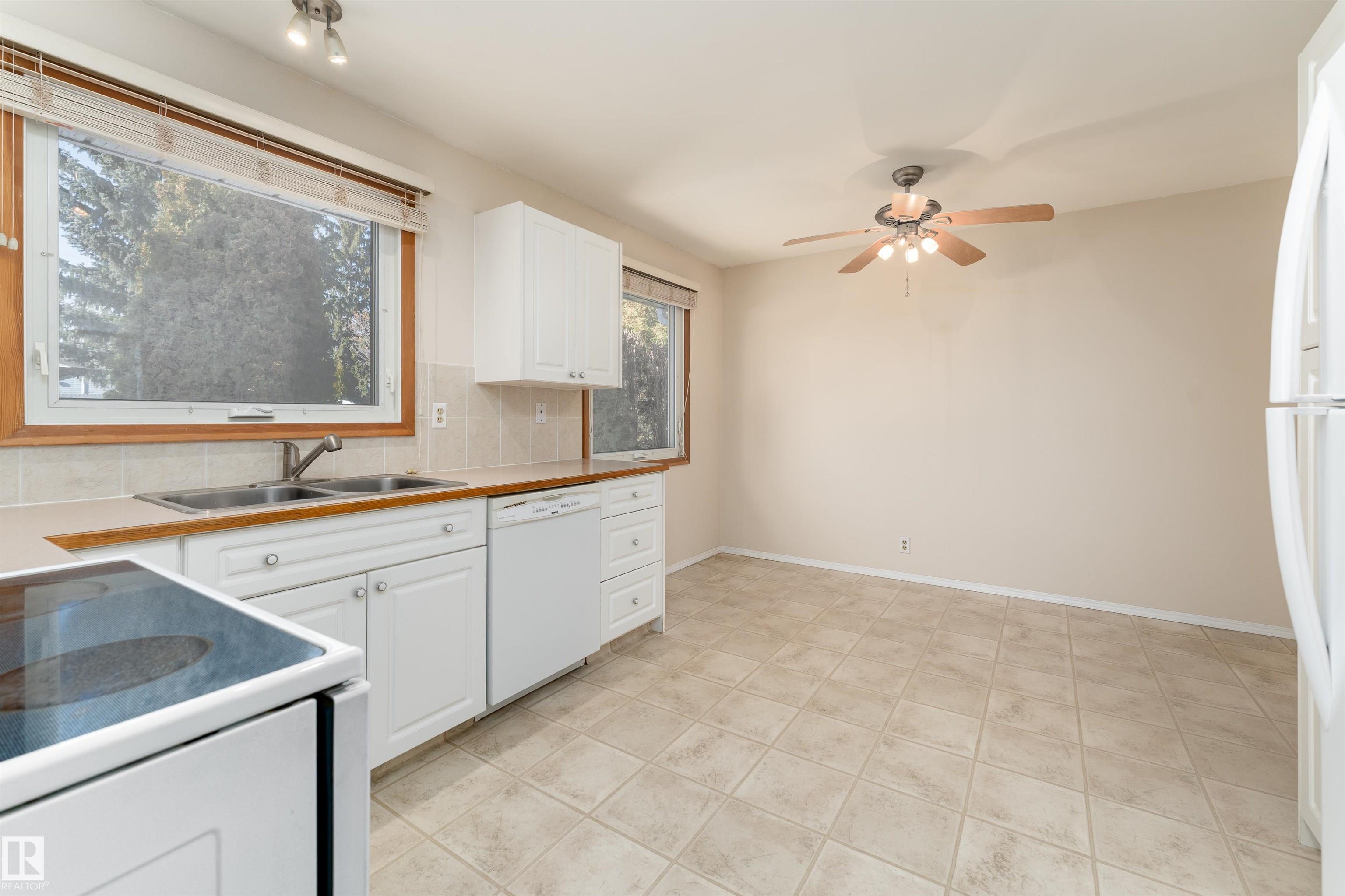 Photo 13 at 691 Alder Avenue, Maplewood, Sherwood Park