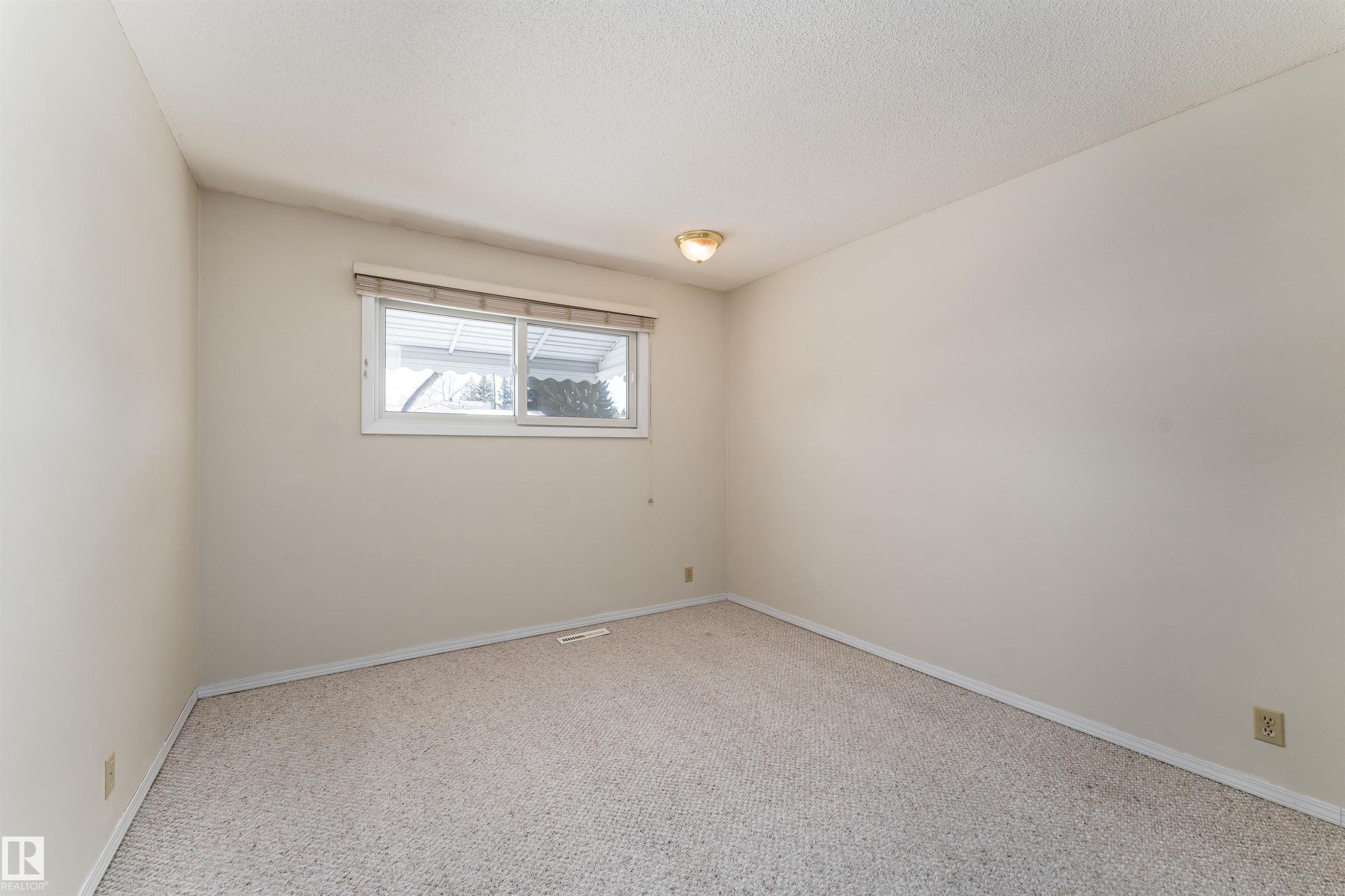 Photo 20 at 691 Alder Avenue, Maplewood, Sherwood Park