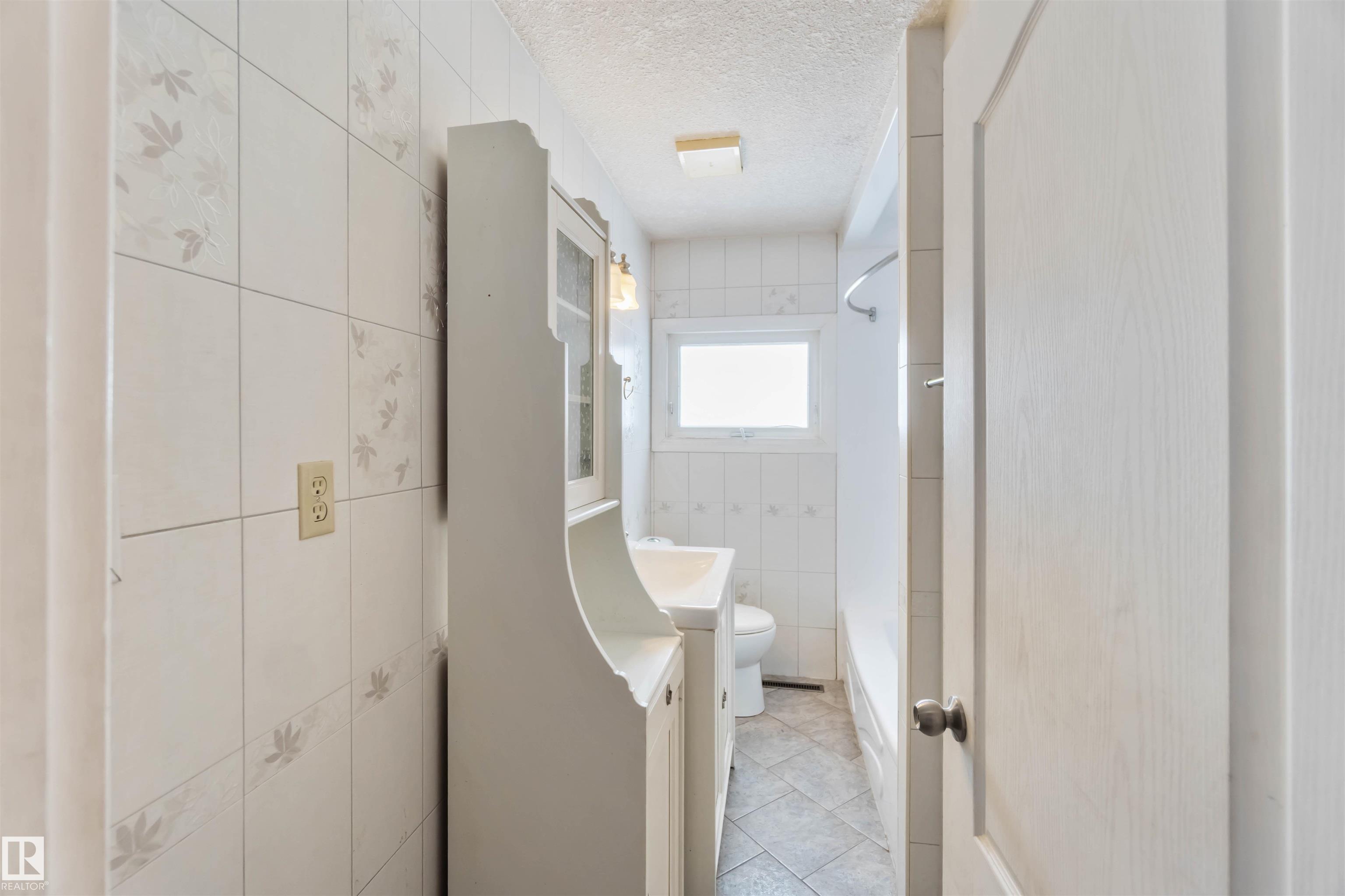 Photo 36 at 51128 Rge Road 21, None, Rural Parkland County