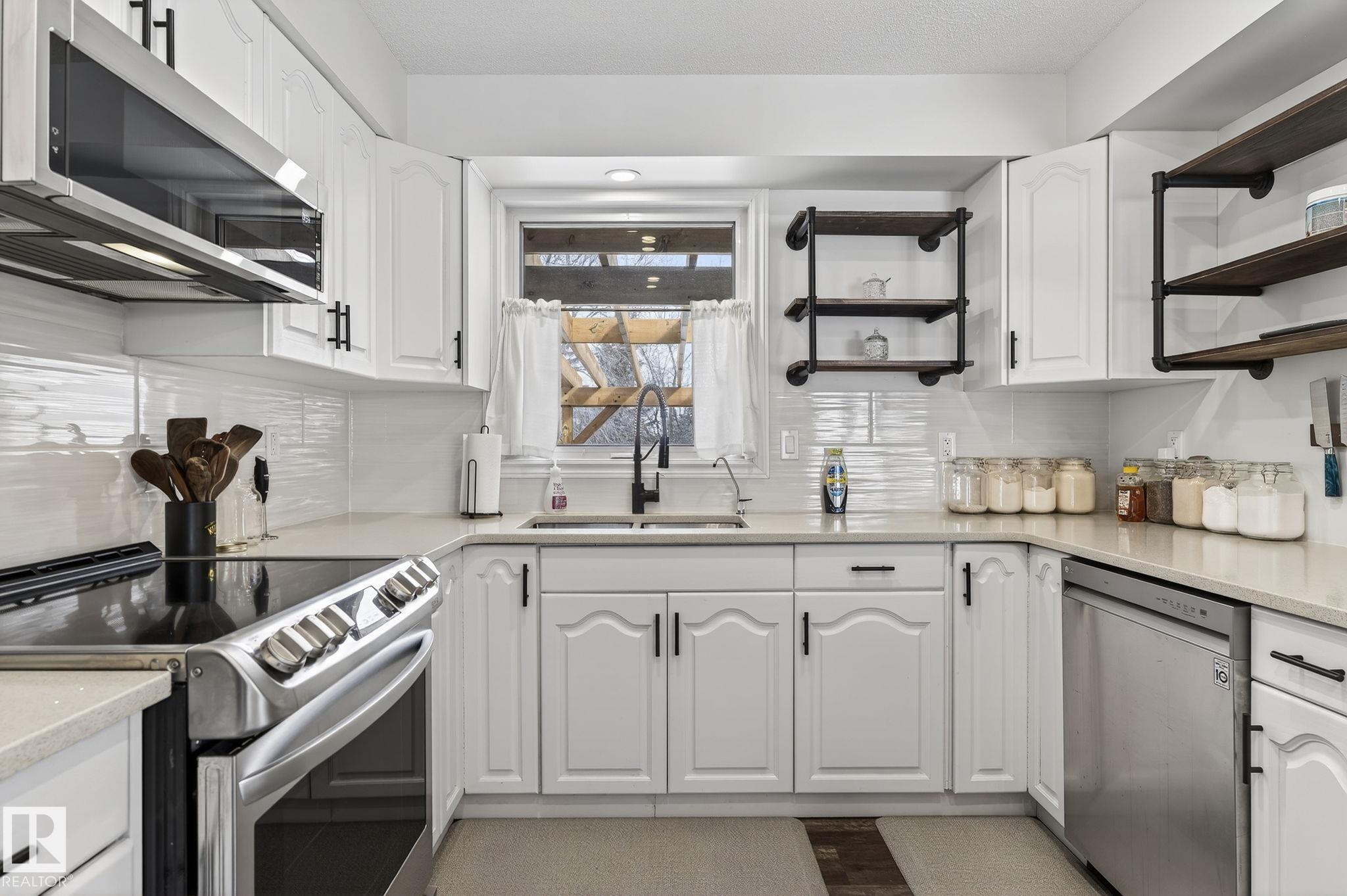 Photo 11 at 9110 98 Avenue, Pineview Fort Sask., Fort Saskatchewan