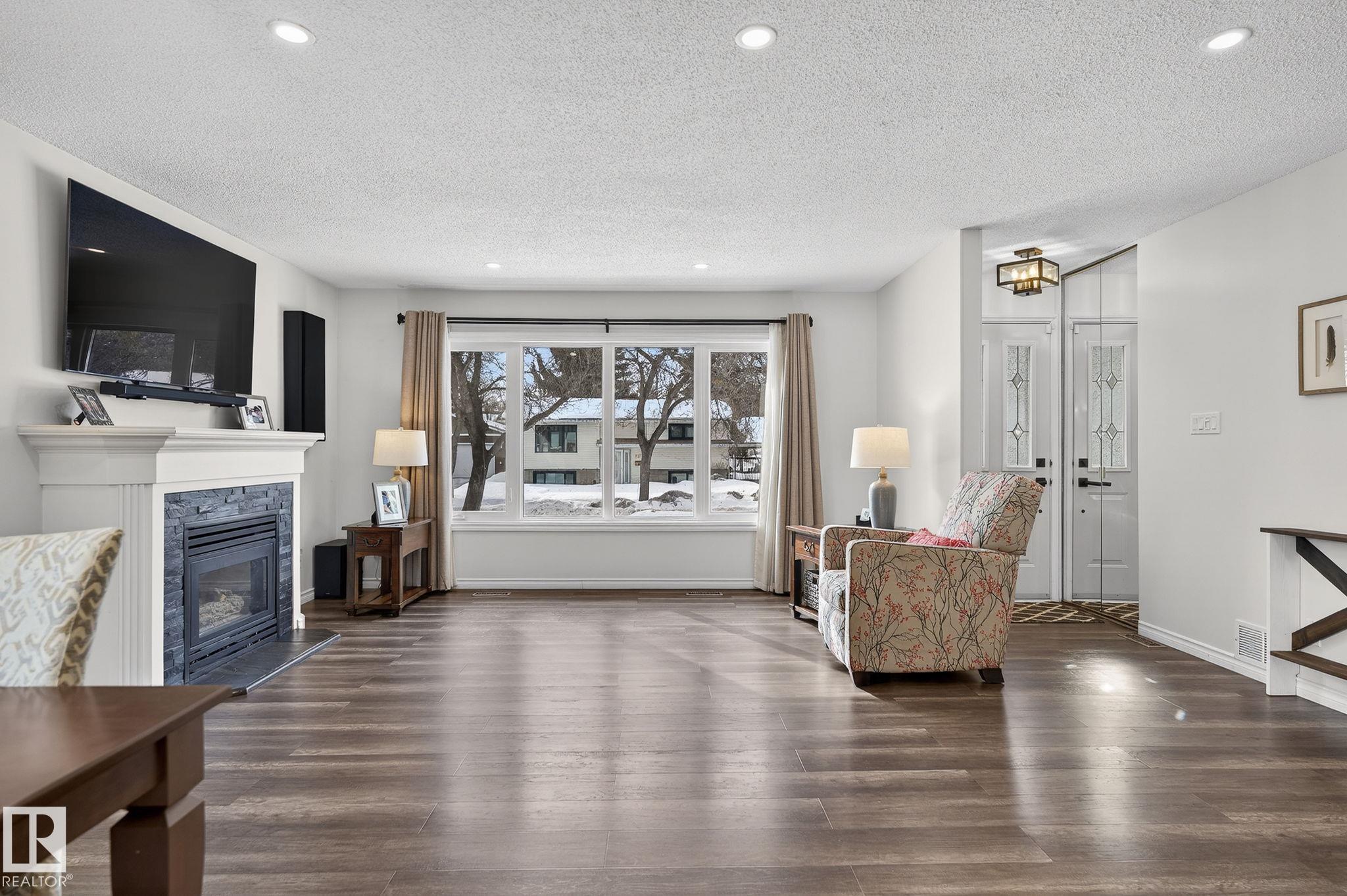 Photo 15 at 9110 98 Avenue, Pineview Fort Sask., Fort Saskatchewan