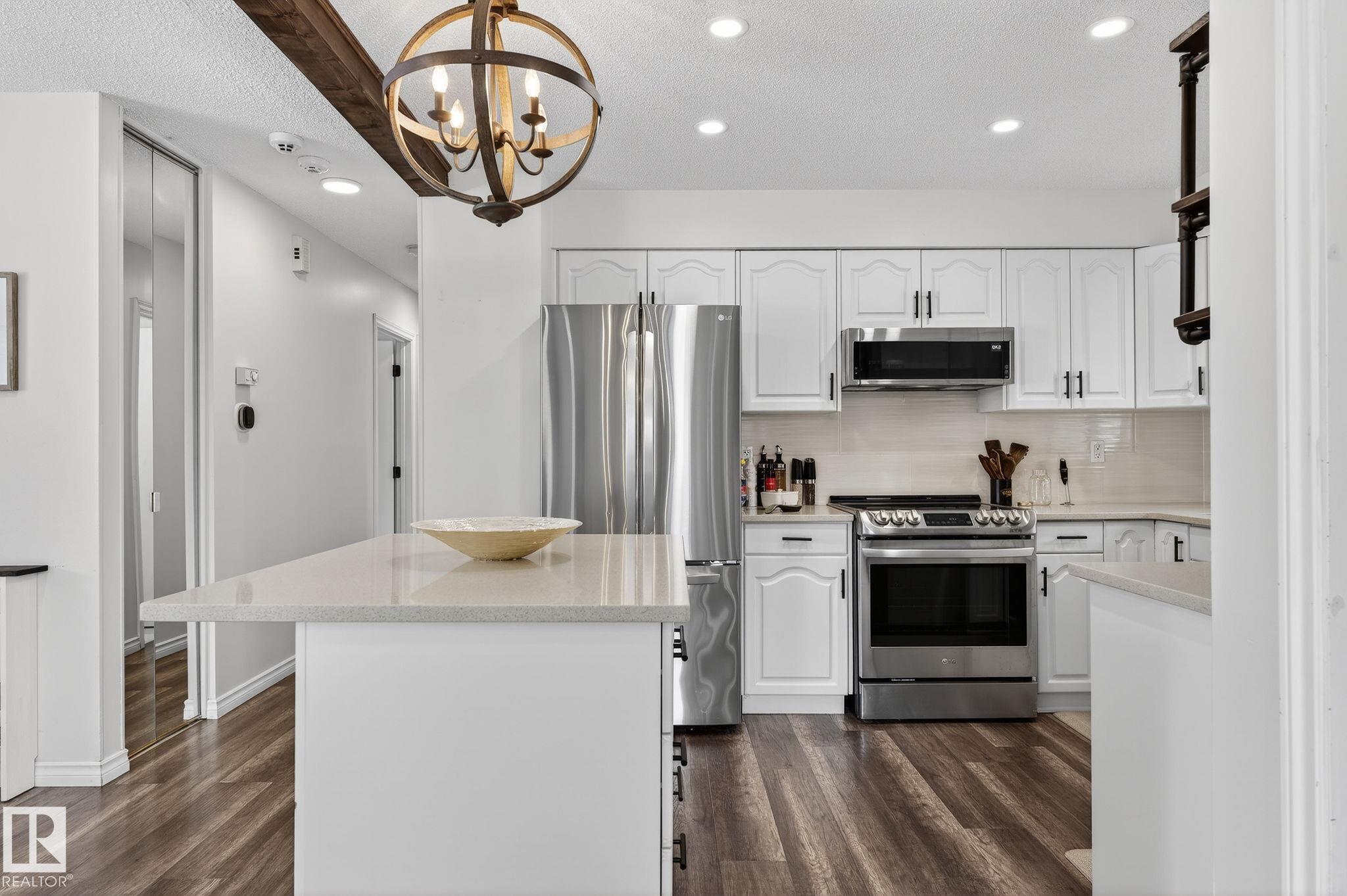 Photo 8 at 9110 98 Avenue, Pineview Fort Sask., Fort Saskatchewan